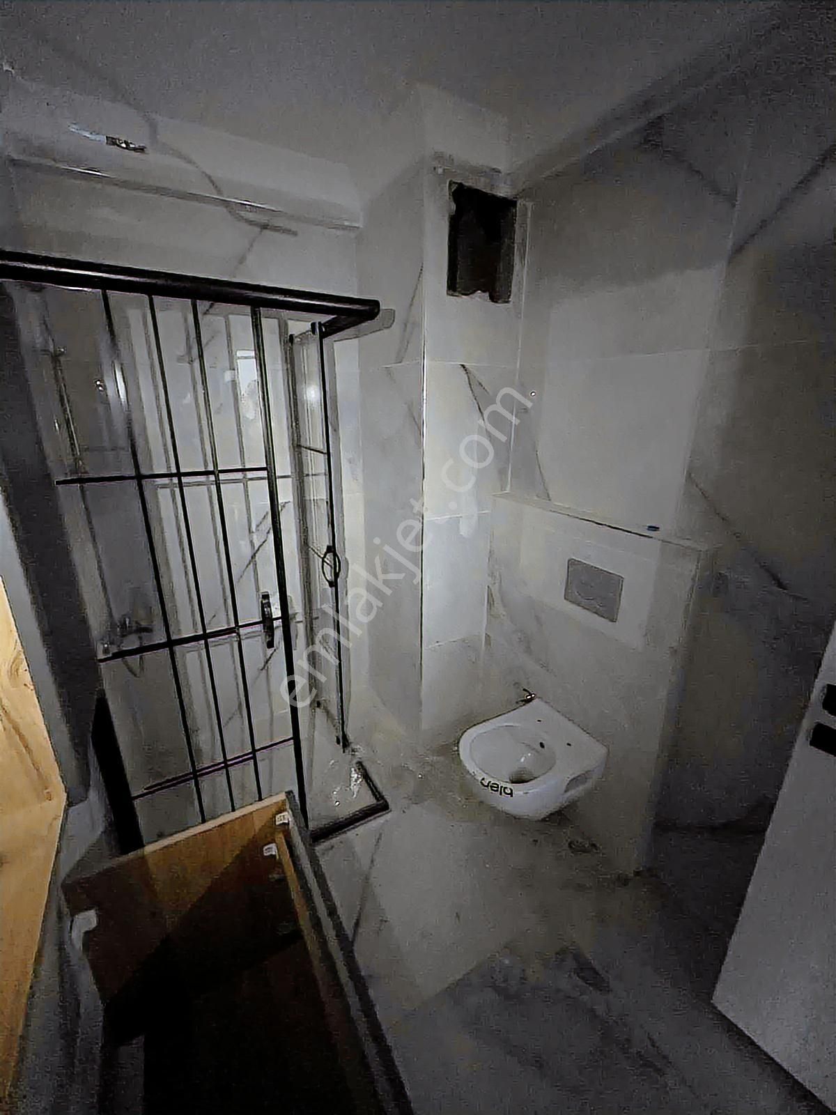 İstasyonda Emsalsiz Lokasyonda 2+1 - Görsel 6