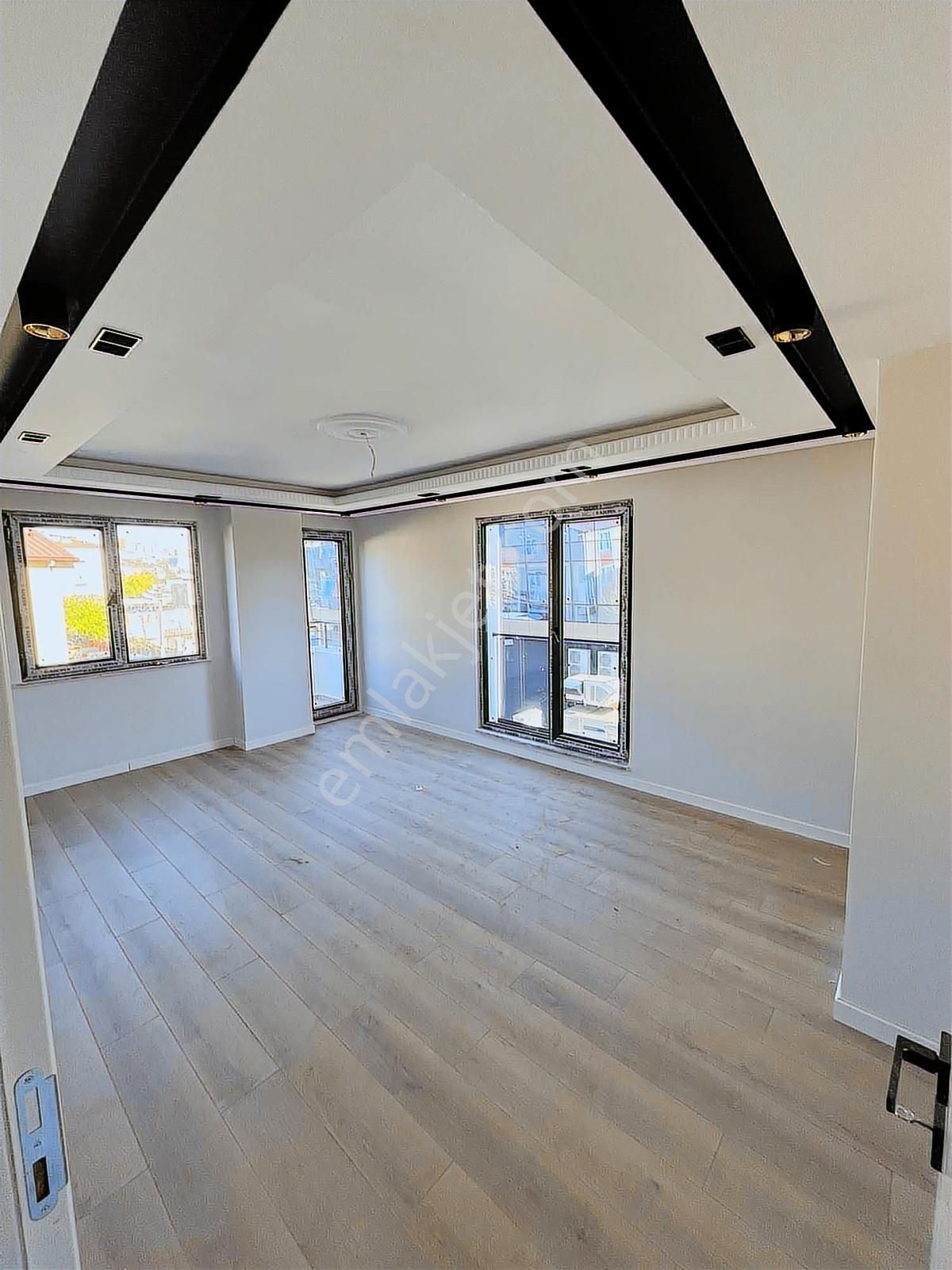 İstasyonda Emsalsiz Lokasyonda 2+1 - Görsel 33