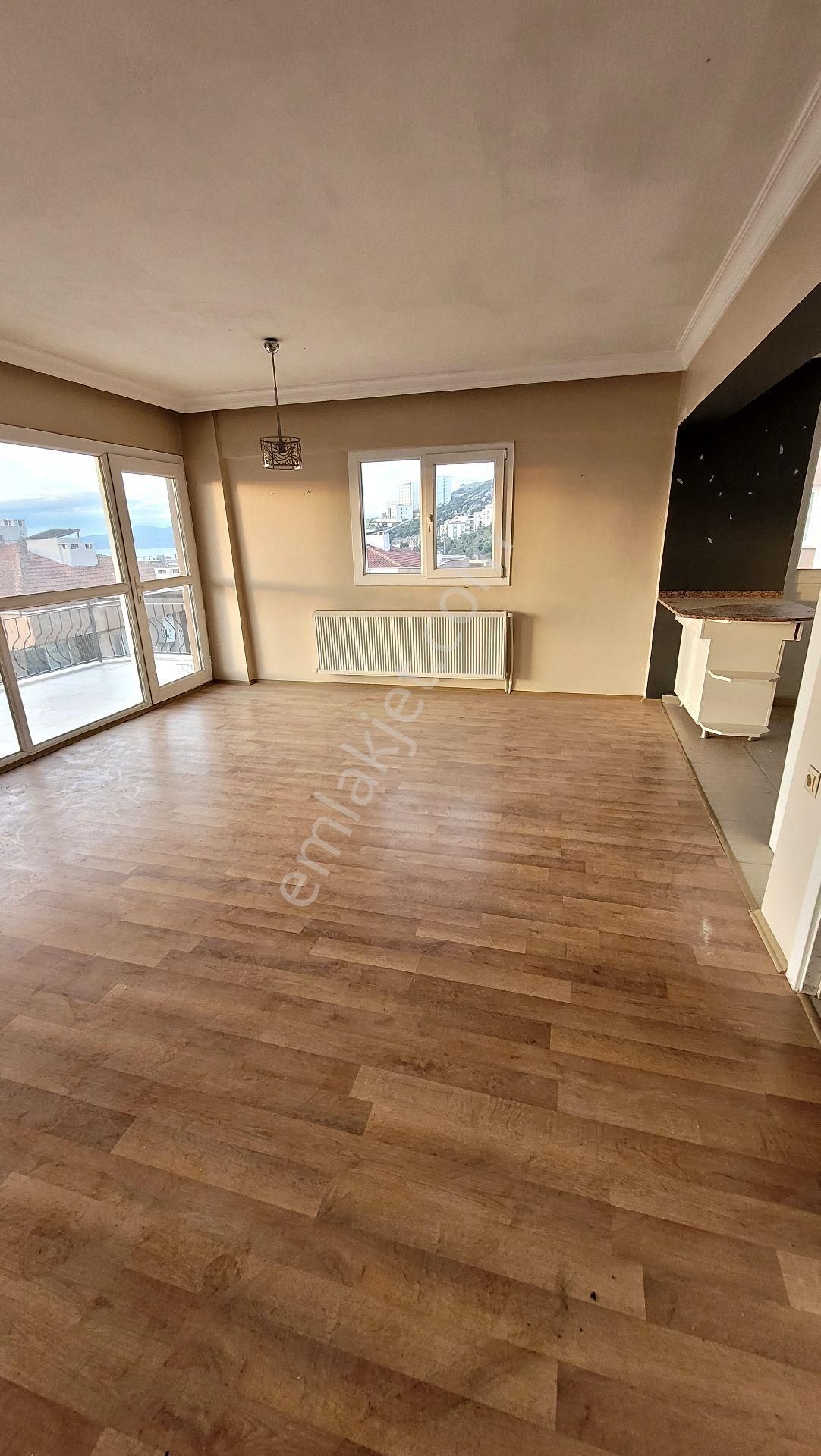 Kuşadası Satılık 3+1 Daire - Görsel 2