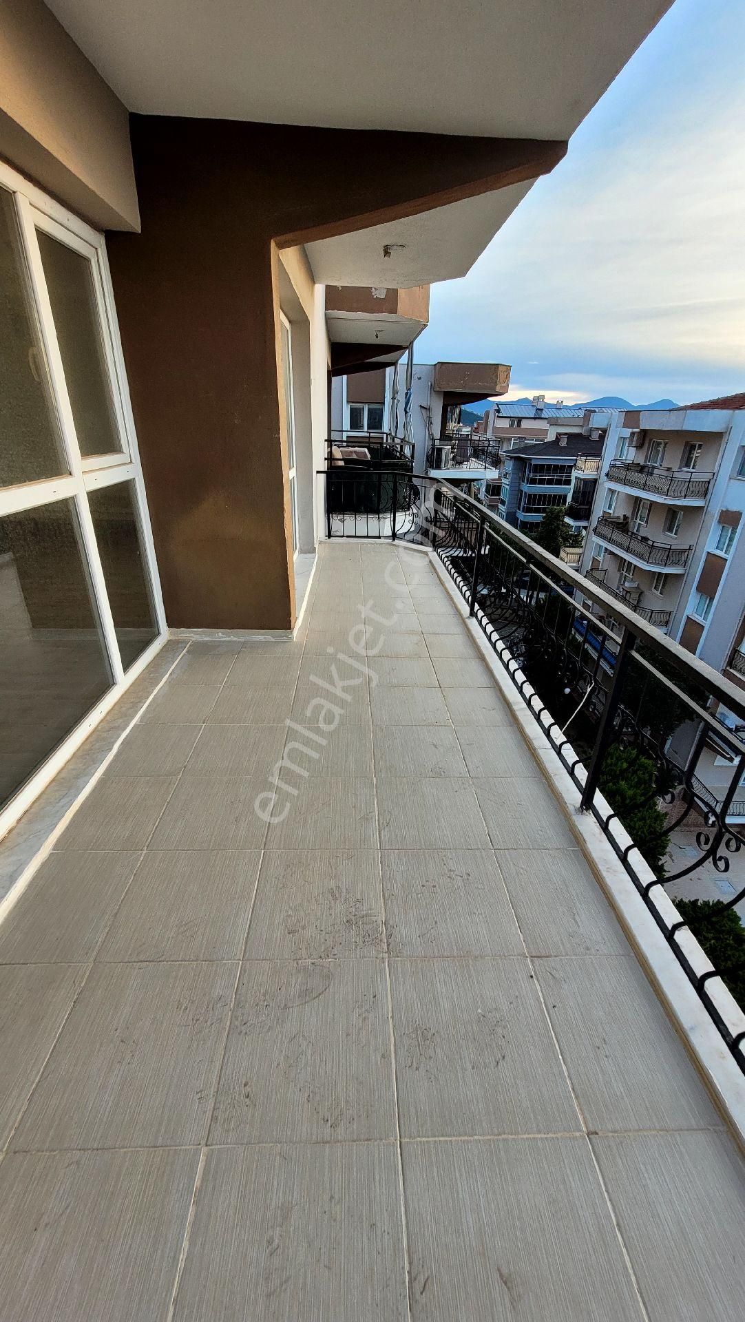 Kuşadası Satılık 3+1 Daire - Görsel 4