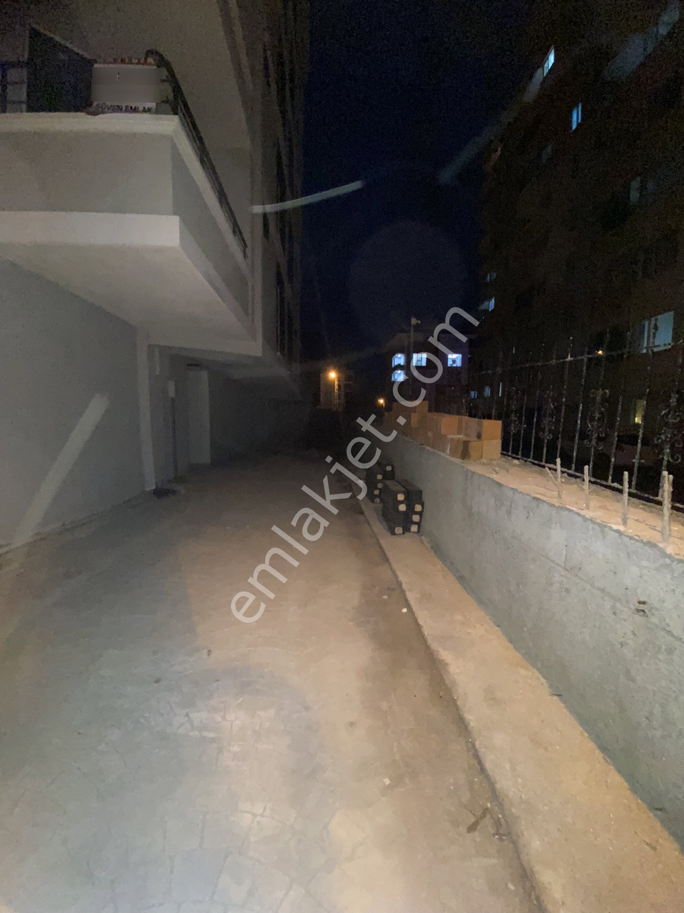 Körfezde Satılık 2+1 Daire - Görsel 15