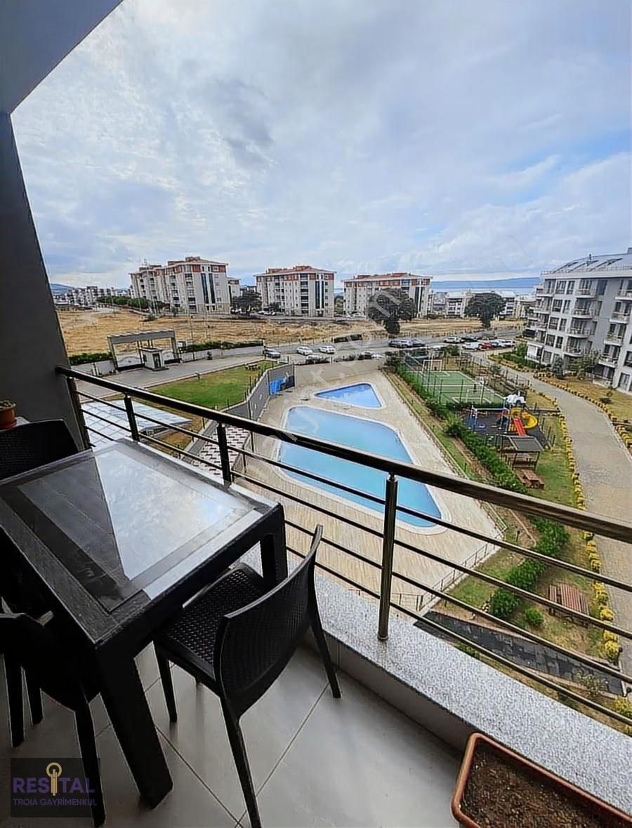 Çanakkale Hamidiye Vizyon Park'ta Deniz & Havuz Manzaralı 2+1 - Görsel 12