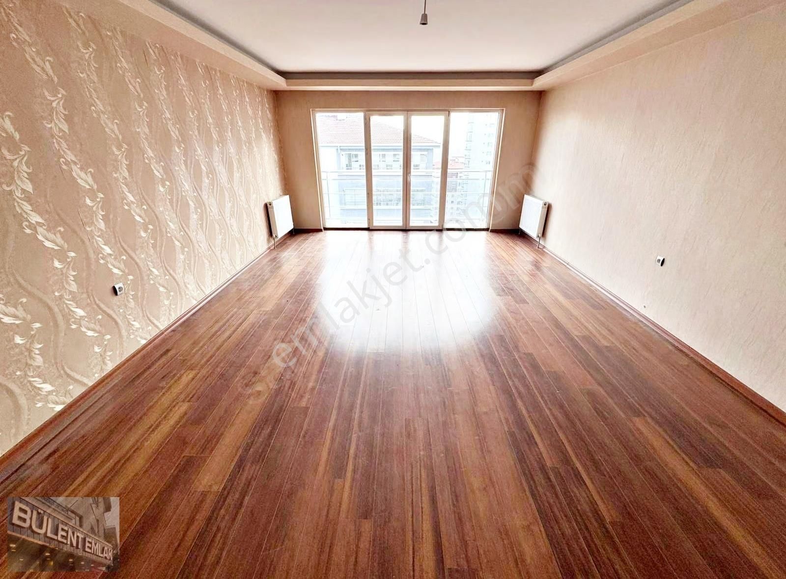 Pamuklarda Site İçerisinde Çift Teras Balkon Kök Tapu Geniş 4+1 - Görsel 4