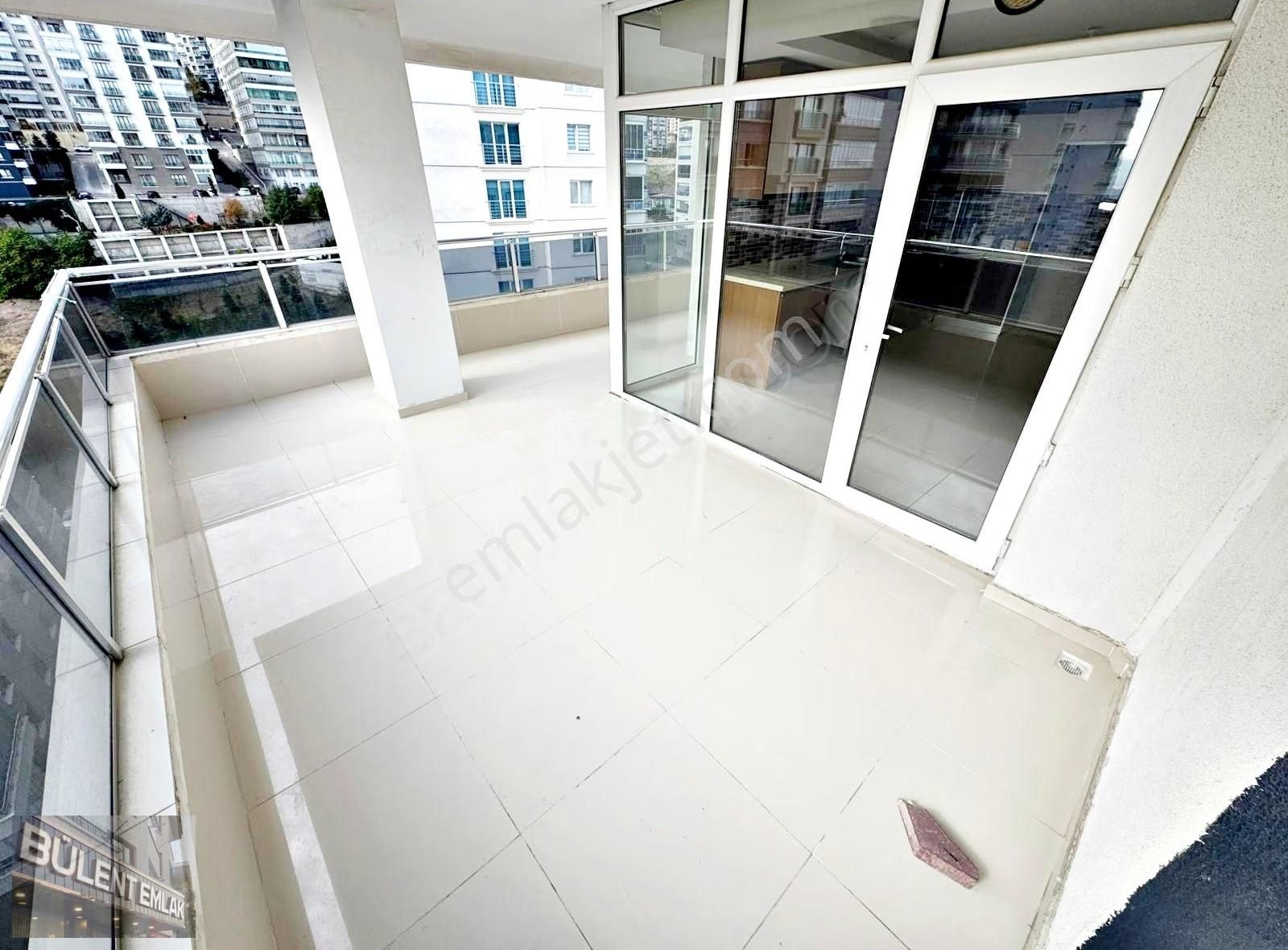 Pamuklarda Site İçerisinde Çift Teras Balkon Kök Tapu Geniş 4+1 - Görsel 18