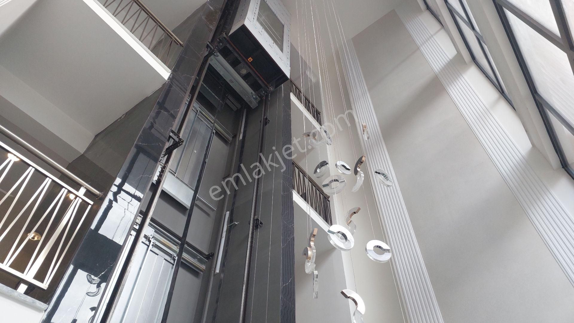 Kuşadası Değirmenderede Havuzlu Sitede Yerden Isıtmalı Sıfır Lüx 3+1 Daire - Görsel 15