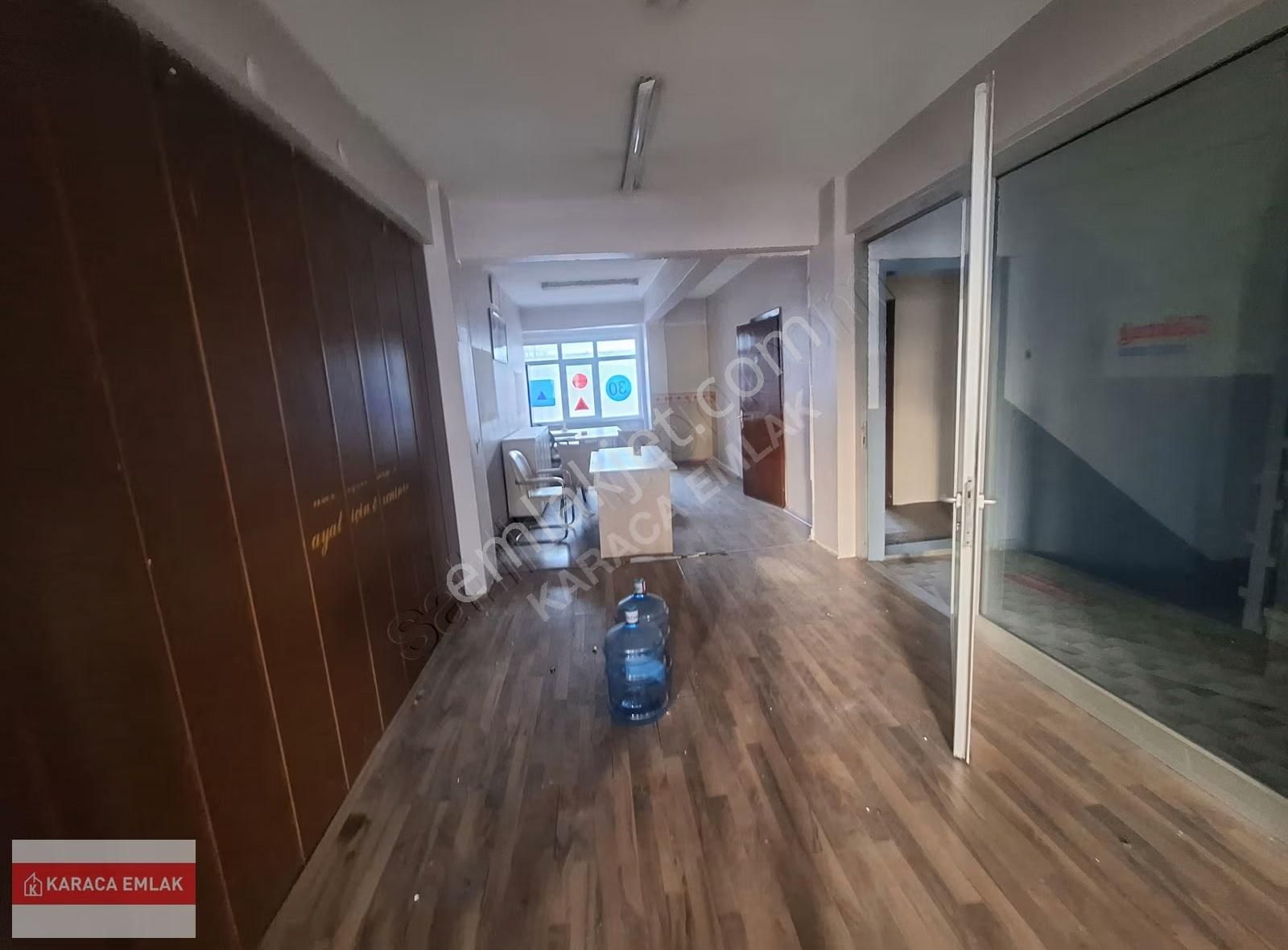 Mahmutbey Caddesine Cepheli Kiralık 500'm2 2 Ve 3. Katlar - Görsel 8