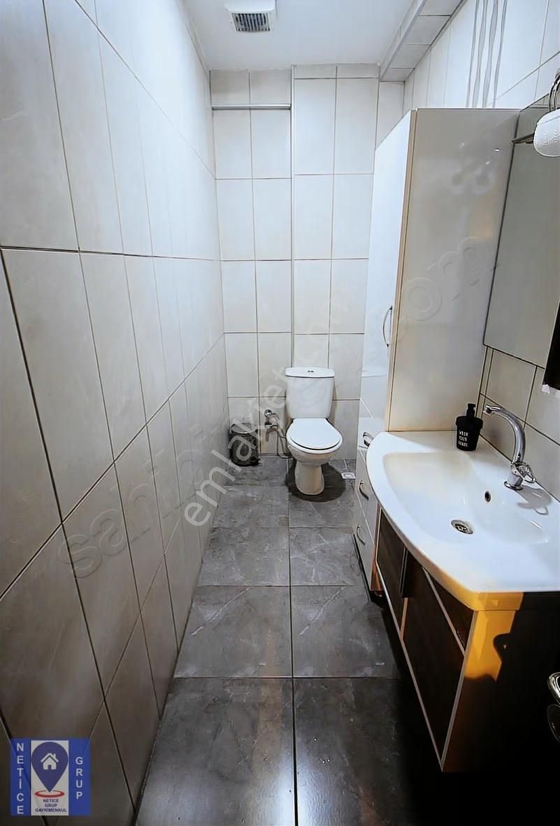 Lefkoşe Cad.eker İş Merkezinde 3 Cephe Köşe Konum 3 Katlı 676m2 - Görsel 18