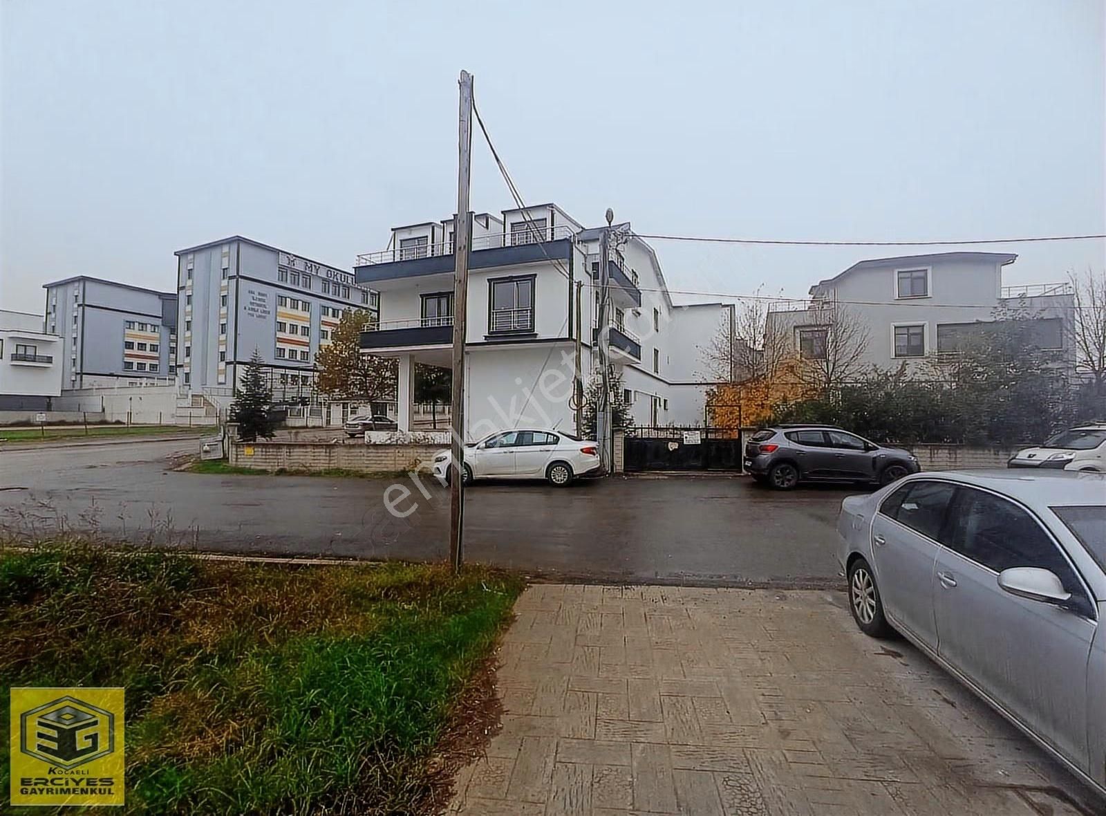 Yeniköy Özel Kolej Karşısında Lüks Müstakil Konak - Görsel 2