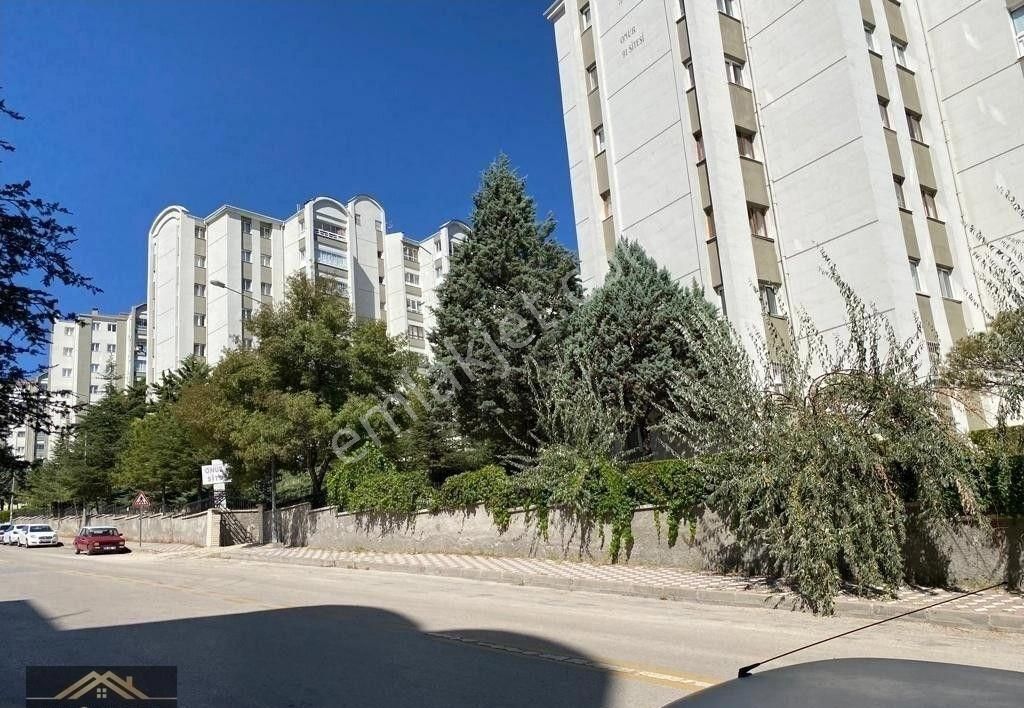 Ulaş Emlak Elvankent Oğuzlarda Gimsa Karşısı Adliyeye 100 Metre Site İçi Asansörlü - Görsel 29