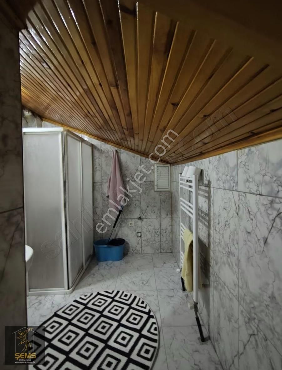 Novada Avm Yakını Bakımlı Ve Teraslı 5+1 Daire - Görsel 20