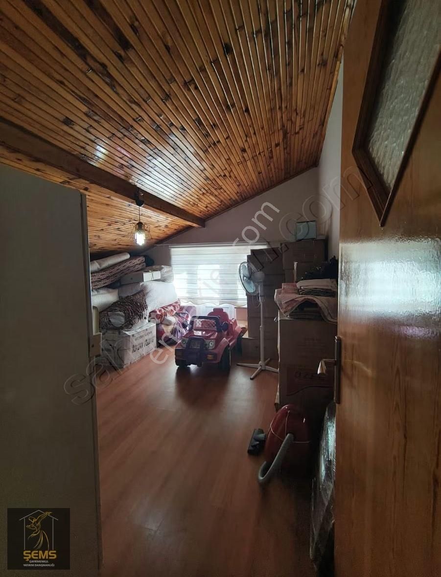 Novada Avm Yakını Bakımlı Ve Teraslı 5+1 Daire - Görsel 14