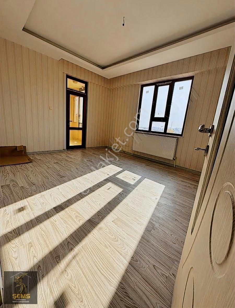 Şemş'ten Buharada Lüks Geniş 3+1 Daire - Görsel 24