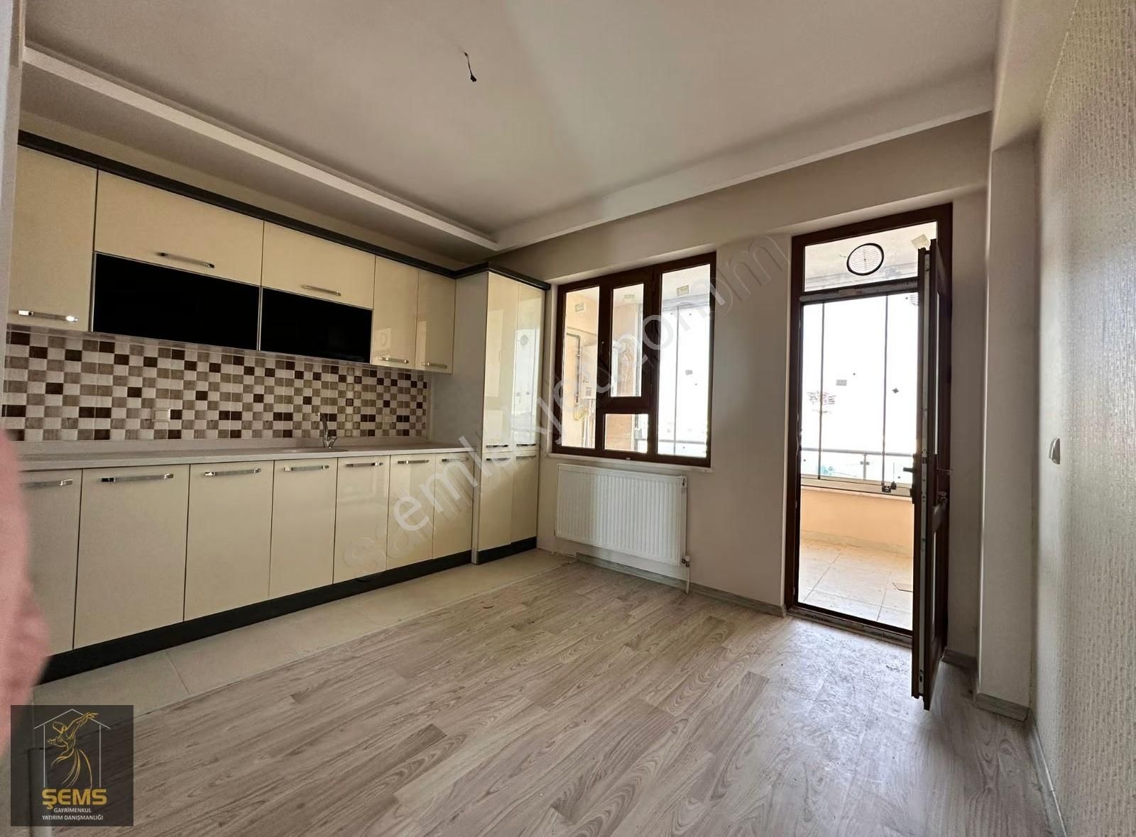 Şemş'ten Buharada Lüks Geniş 3+1 Daire - Görsel 25