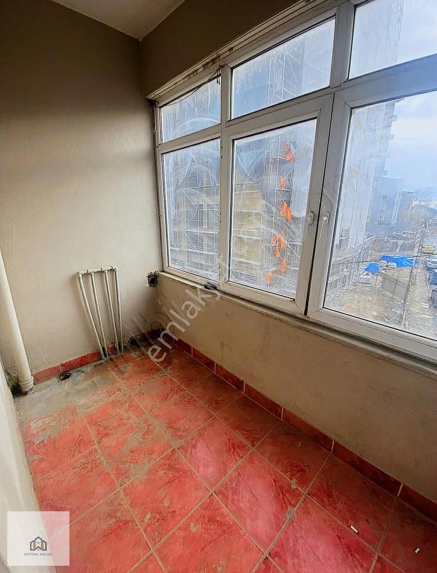 Yayalarda Çift Balkonlu 2+1 Kiralık Daire - Görsel 3