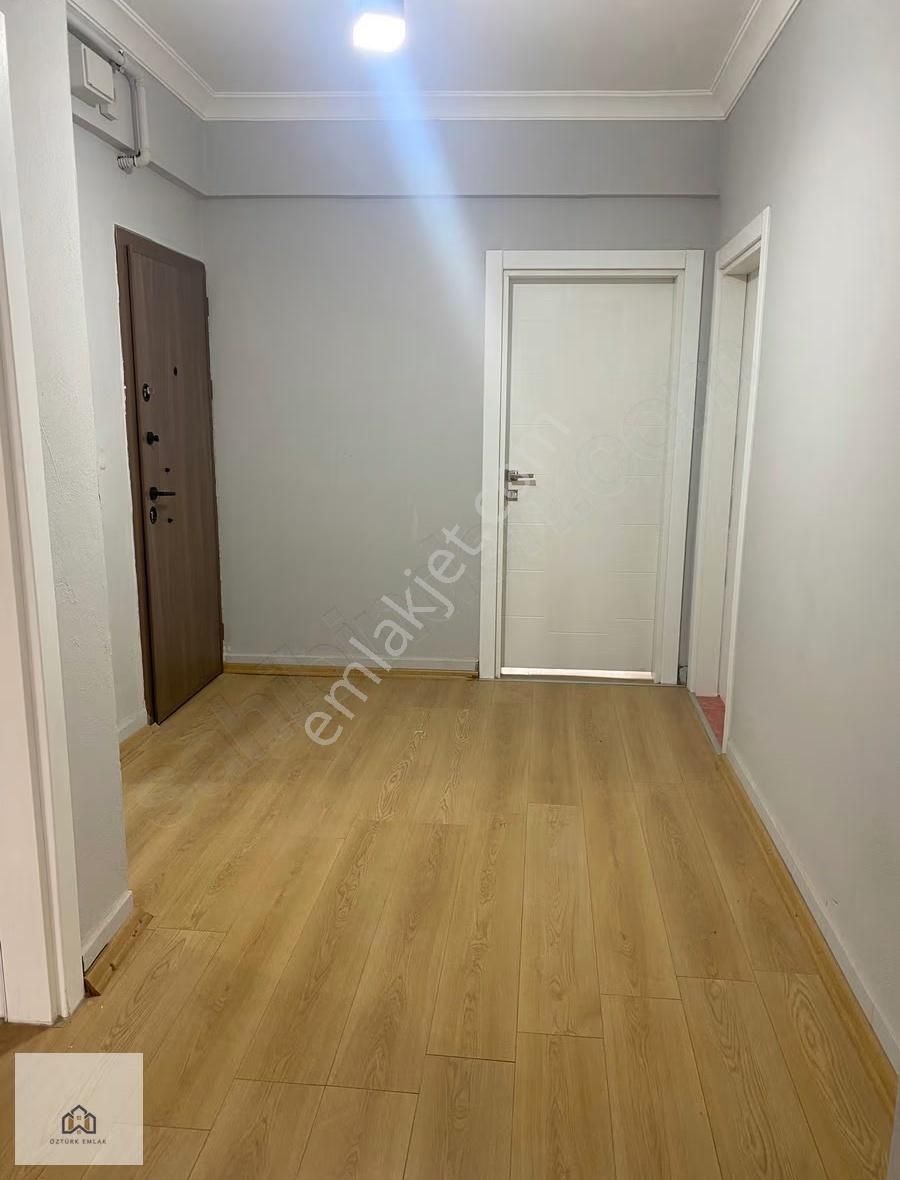 Yayalarda Çift Balkonlu 2+1 Kiralık Daire - Görsel 8