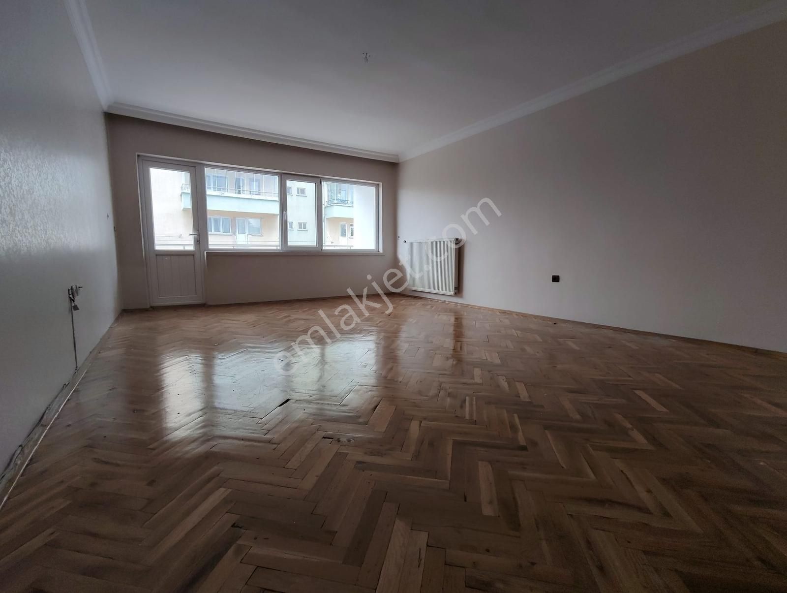 Yunusemre Cd Üzeri Site İçinde Temiz Yapılı Kiralık Daire - Görsel 7