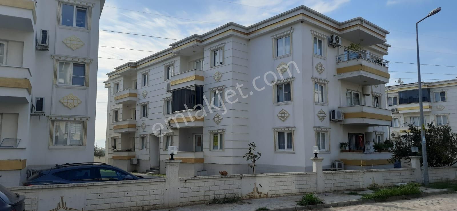 Nazilli İsabeylide Eşyalı Kiralık 2+1, Site İçinde