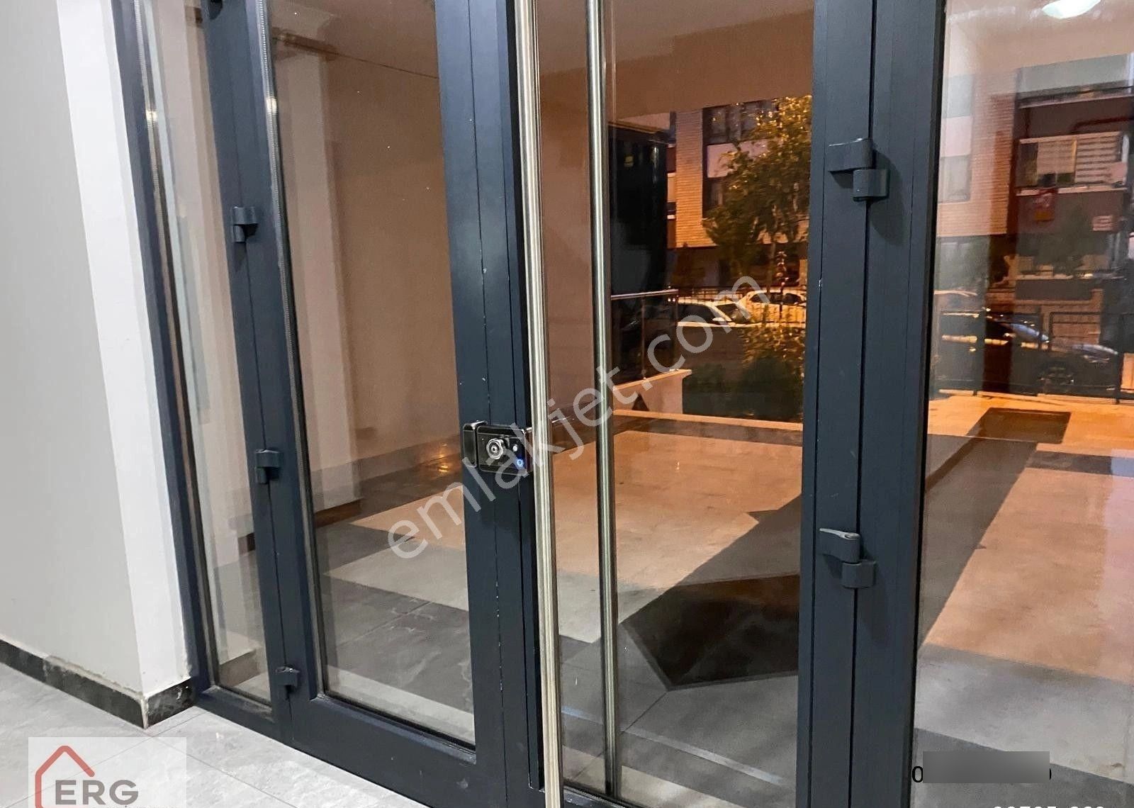 Çankaya Kırkkonaklar Süper İşçilikli Ve Malzemeden Yapılı Kiralık 3+1 - Görsel 12