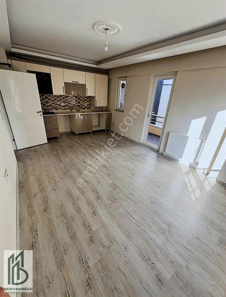 Bahçelievlerde Ulaşıma Yakın 1+1 Amerikan Mutfak - Görsel 2