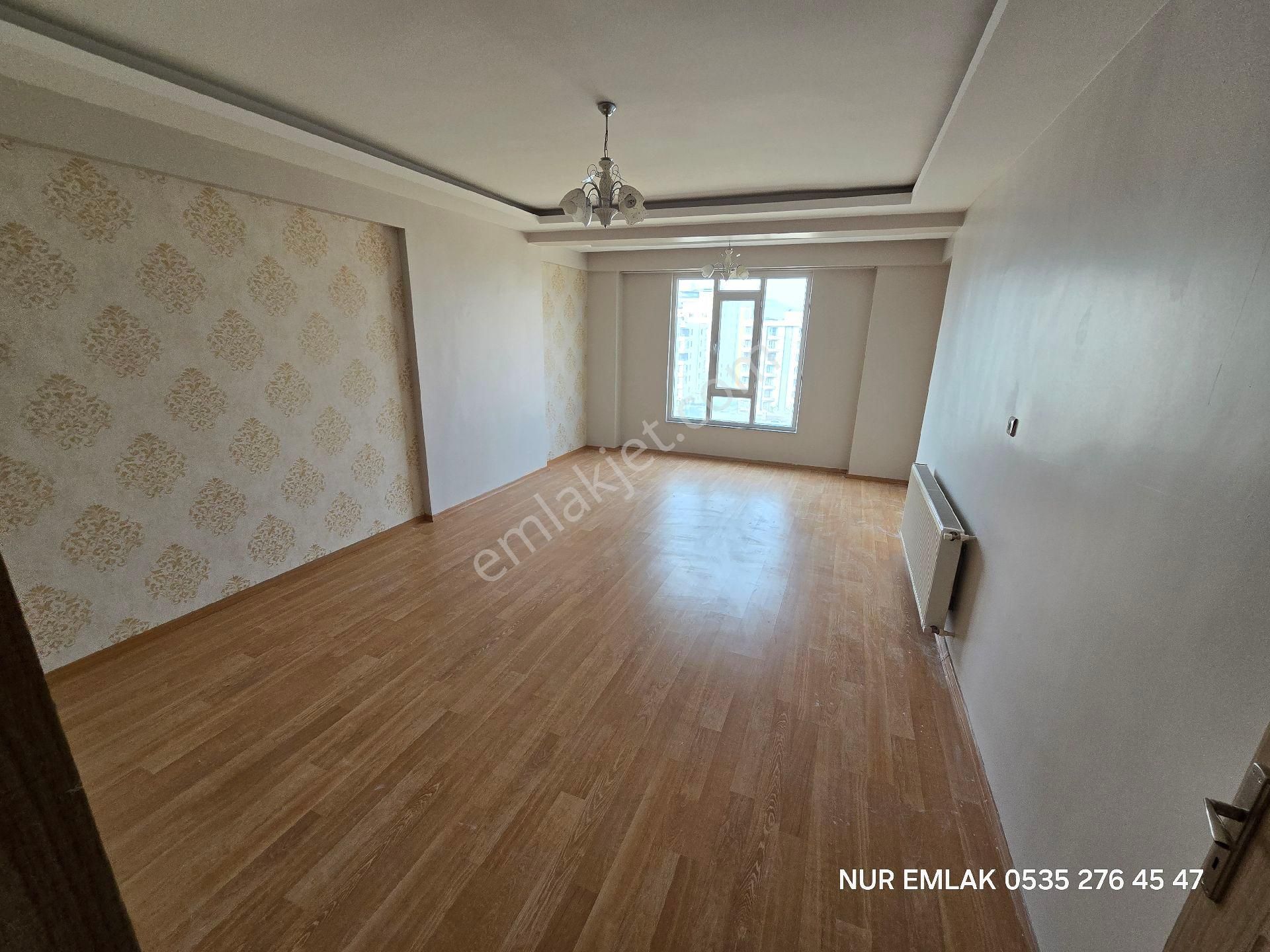 Atakentte 3+1 Arakat Ful Yapılı Kiralık Daire **nur Emlak ** - Görsel 4