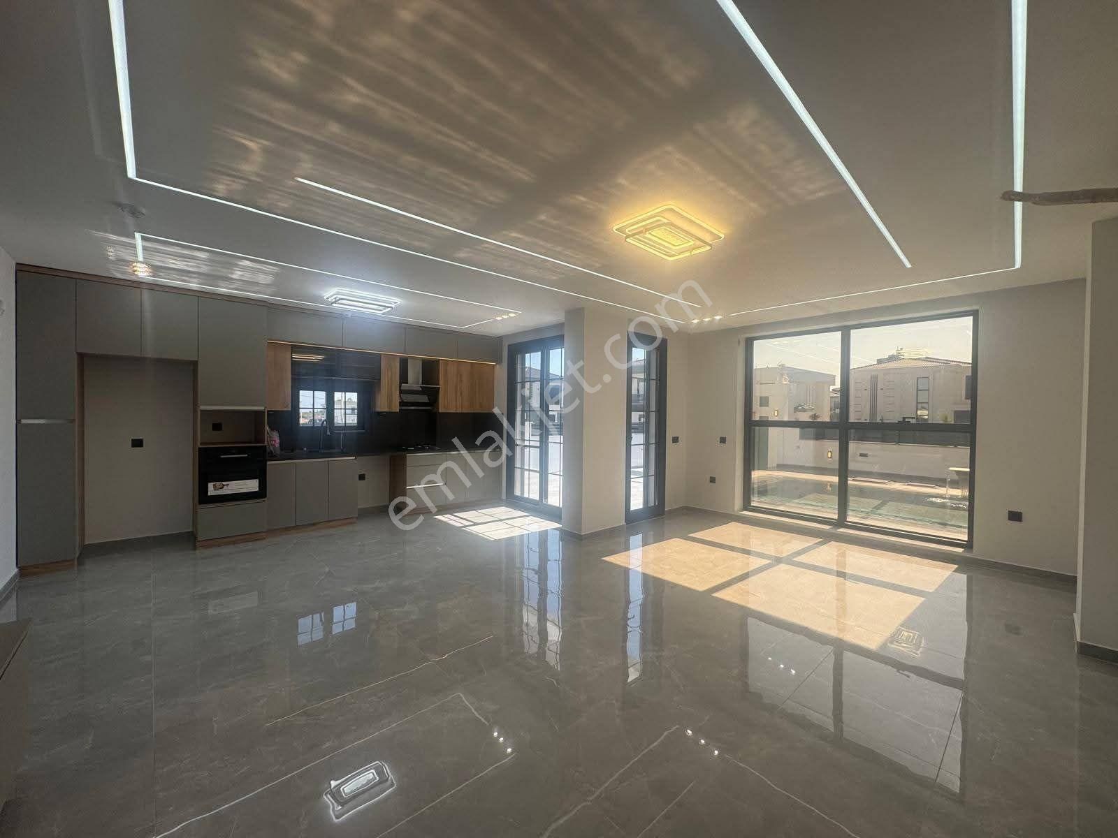 Aydın Didim Efeler Mahallesi'ndetam Müstakil 4+1 Villa300 M2 Arsa Üzerine Yapılmıştır. - Görsel 3