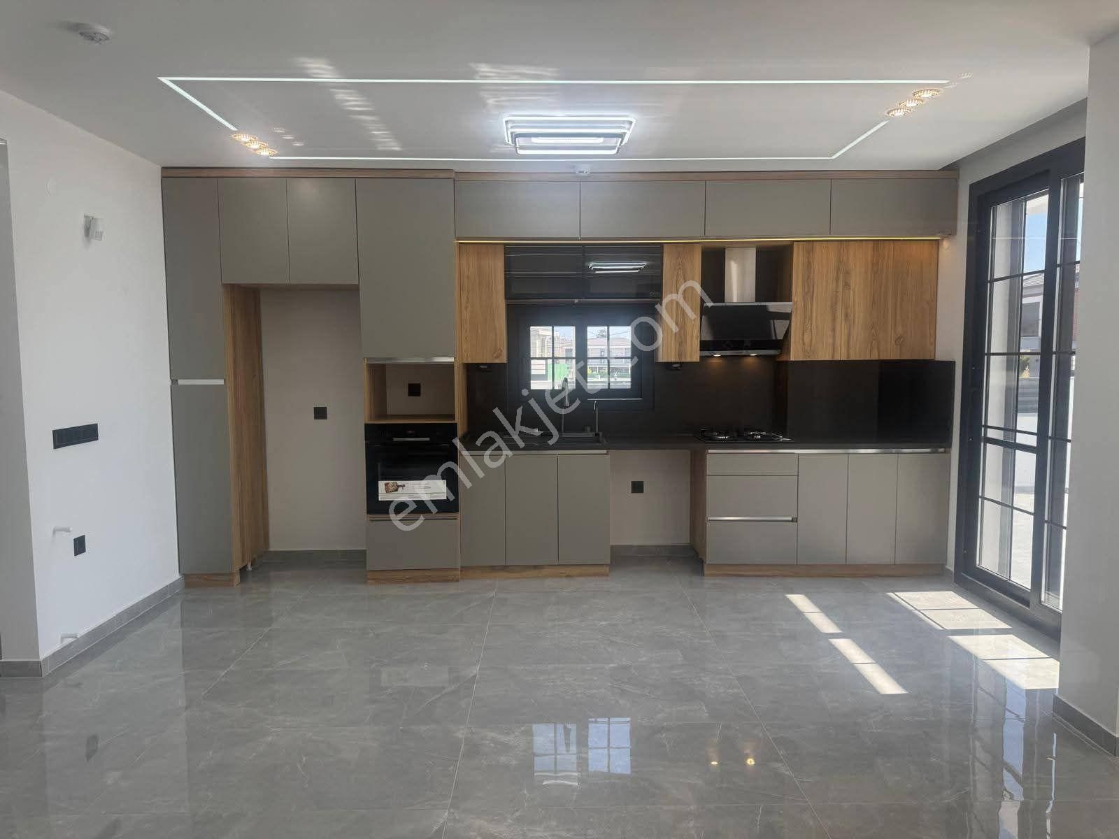 Aydın Didim Efeler Mahallesi'ndetam Müstakil 4+1 Villa300 M2 Arsa Üzerine Yapılmıştır. - Görsel 11