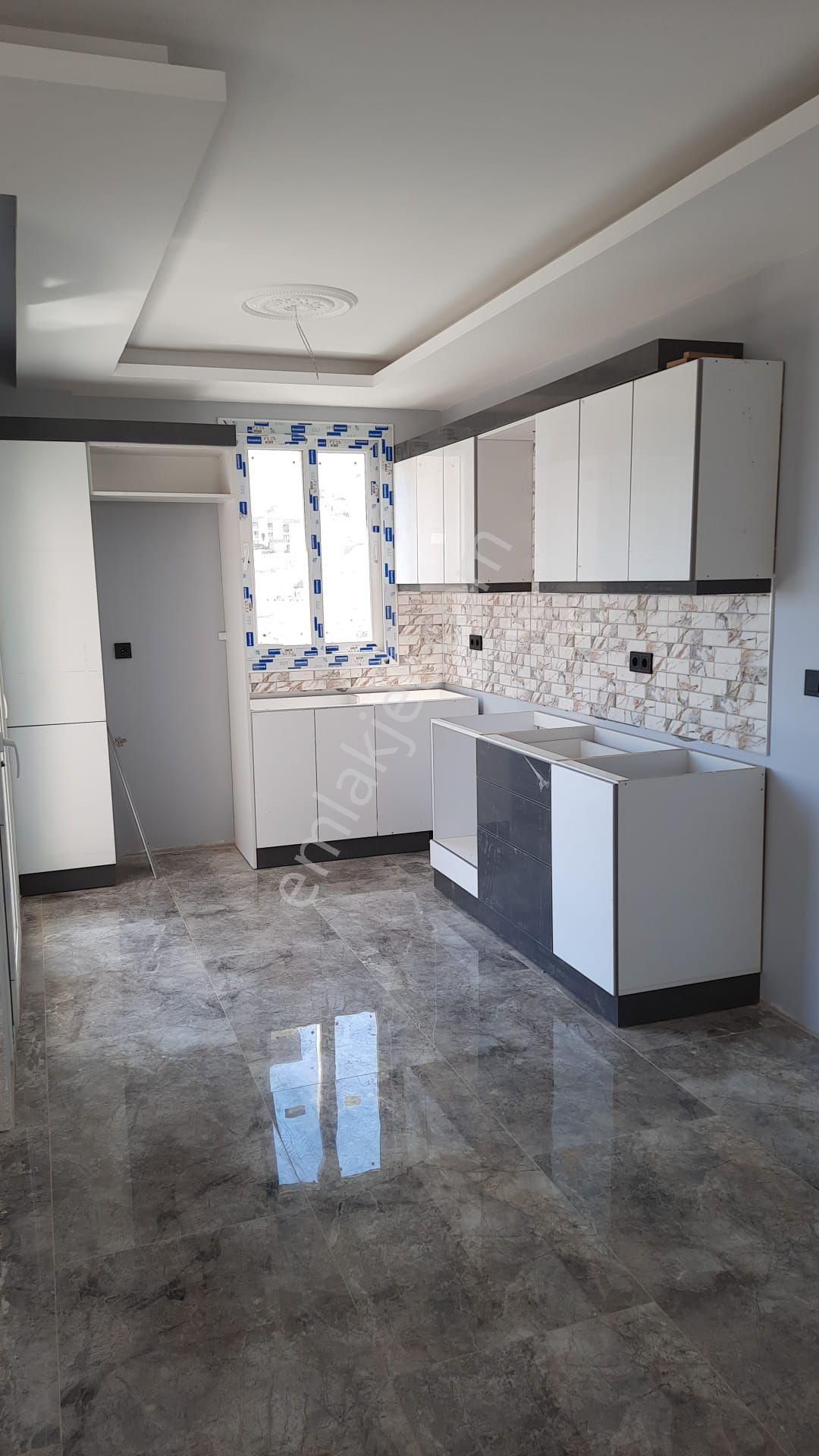 Akbük'te Satılık Deniz Manzaralı Triplex Villa - Görsel 16