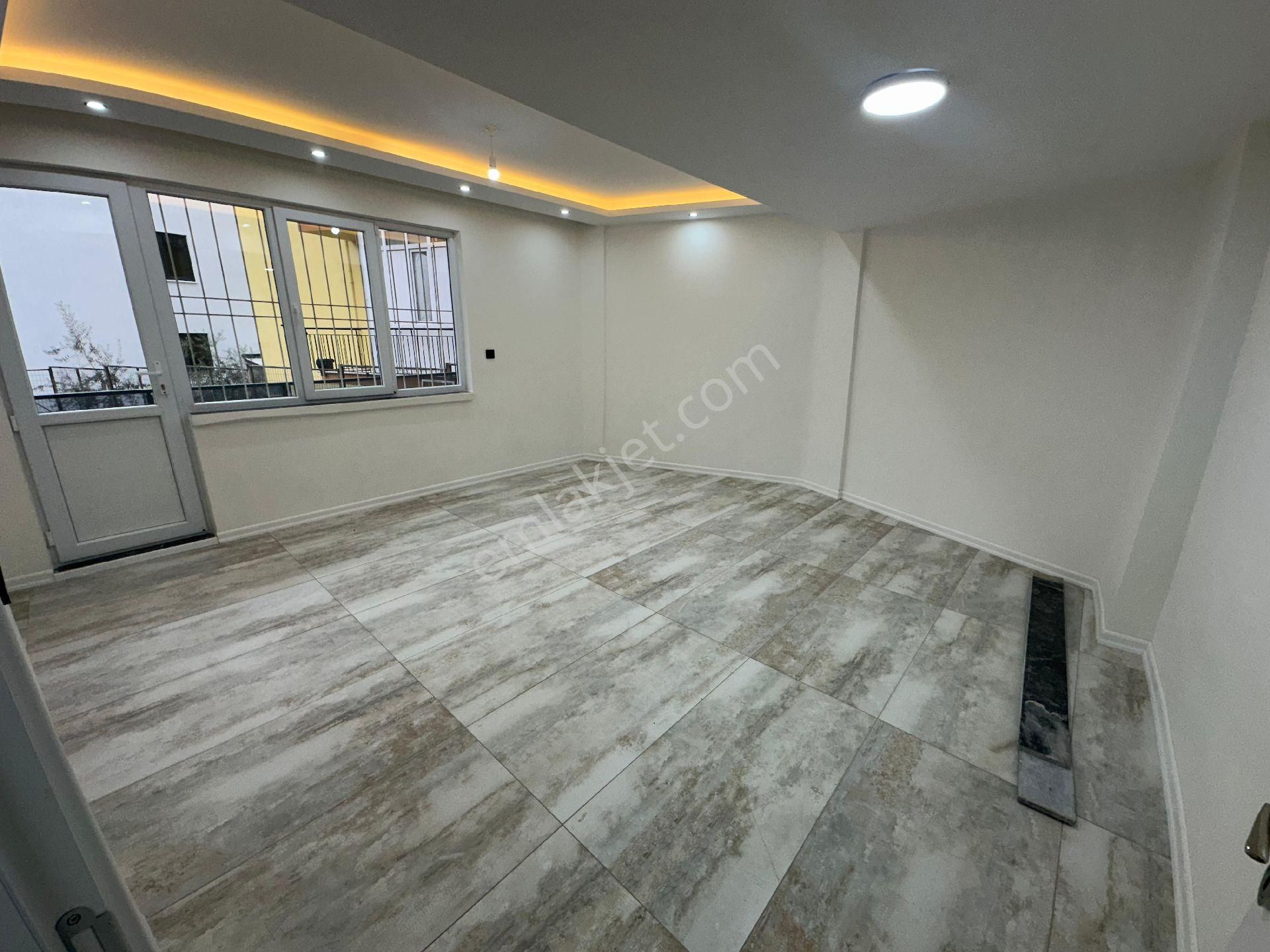 İstiklal Mahallesi İncilipınar Parkı Yakını 3+1 Daire 2375000 Tl - Görsel 2