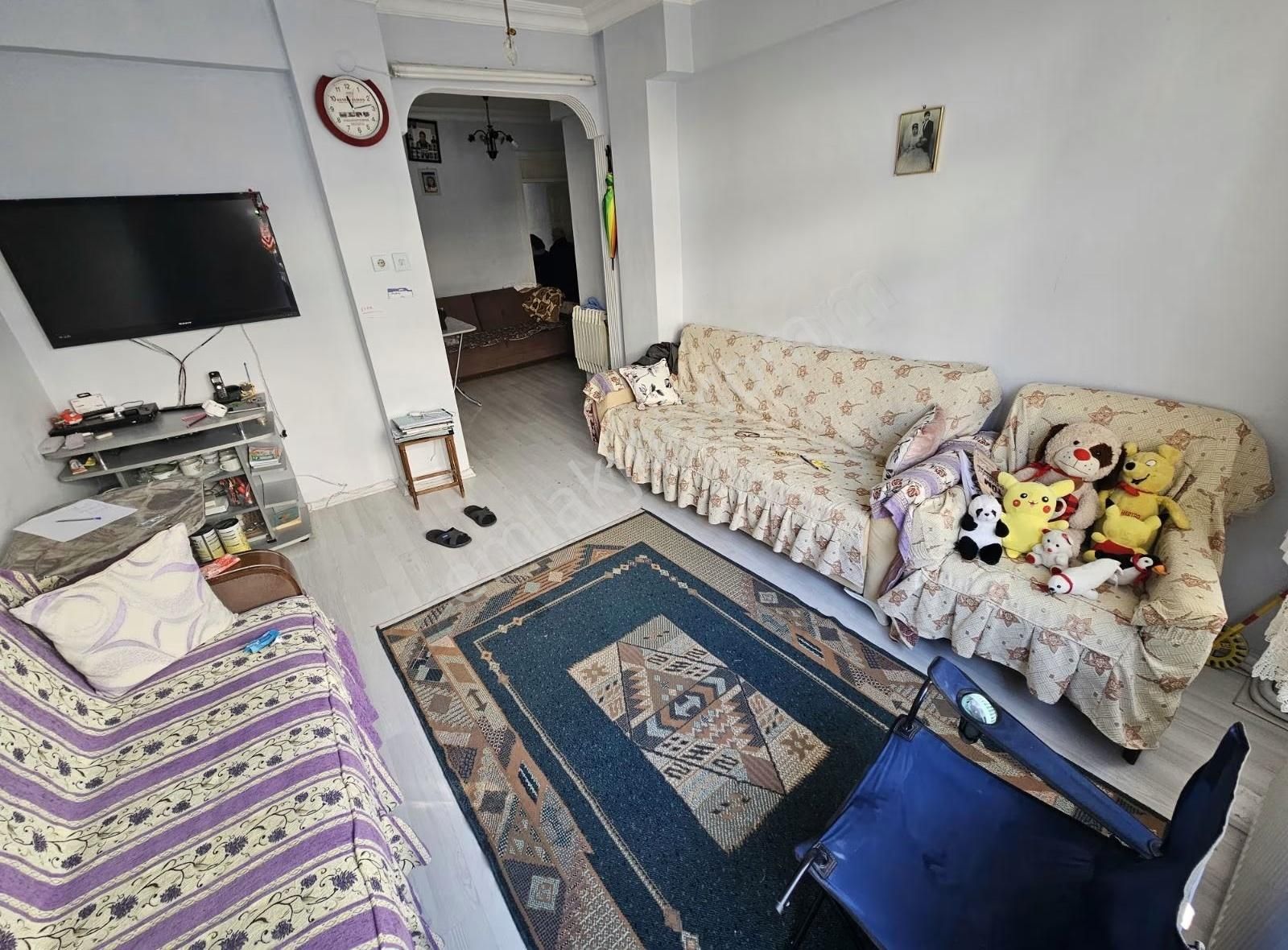 Üsküdar Zeynep Kamil' De 2+1 Daire