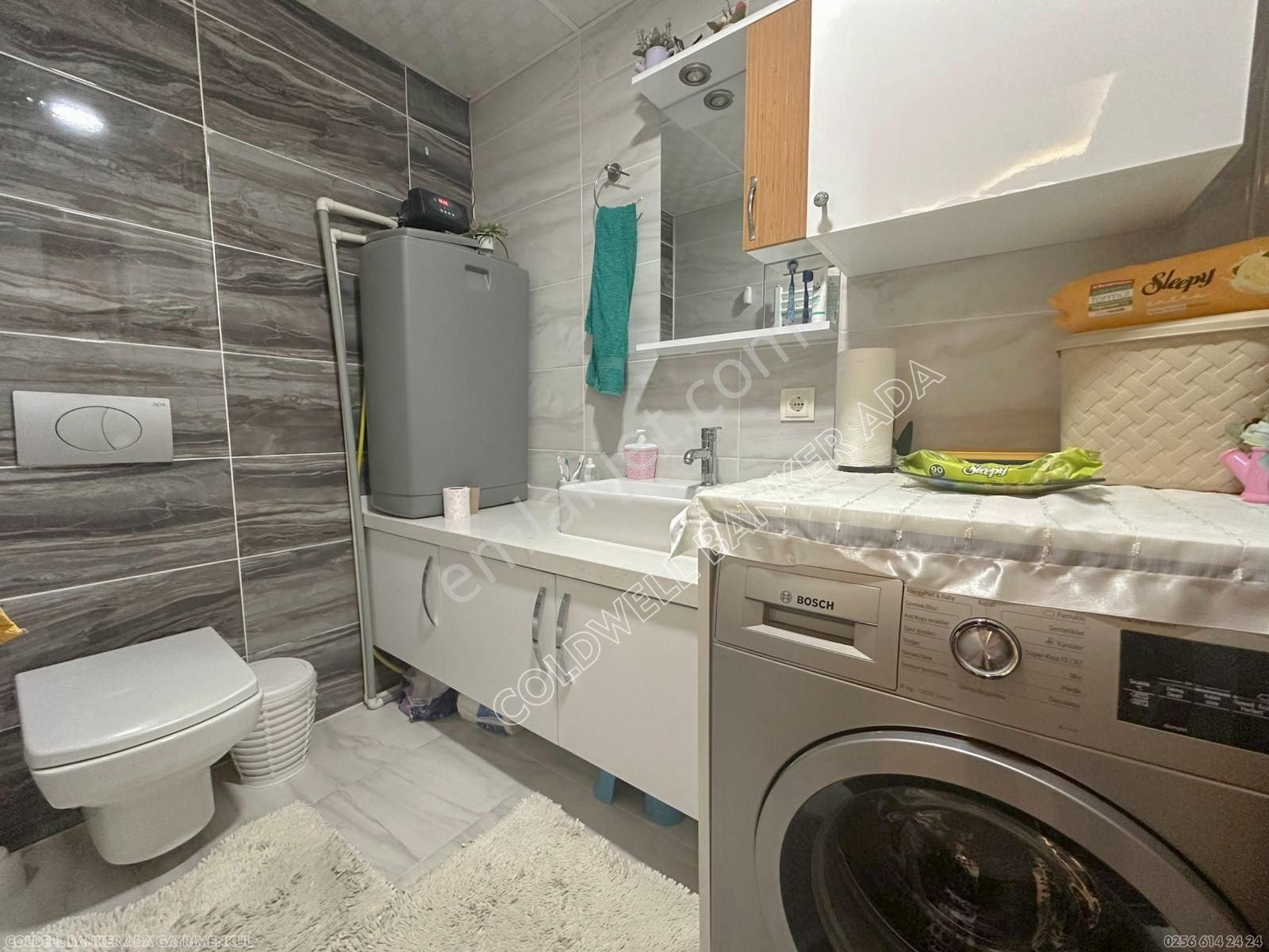 Kuşadası Havuzlu Doğalgazlı Ara Kat Geniş 2+1 Satılık Daire - Görsel 11