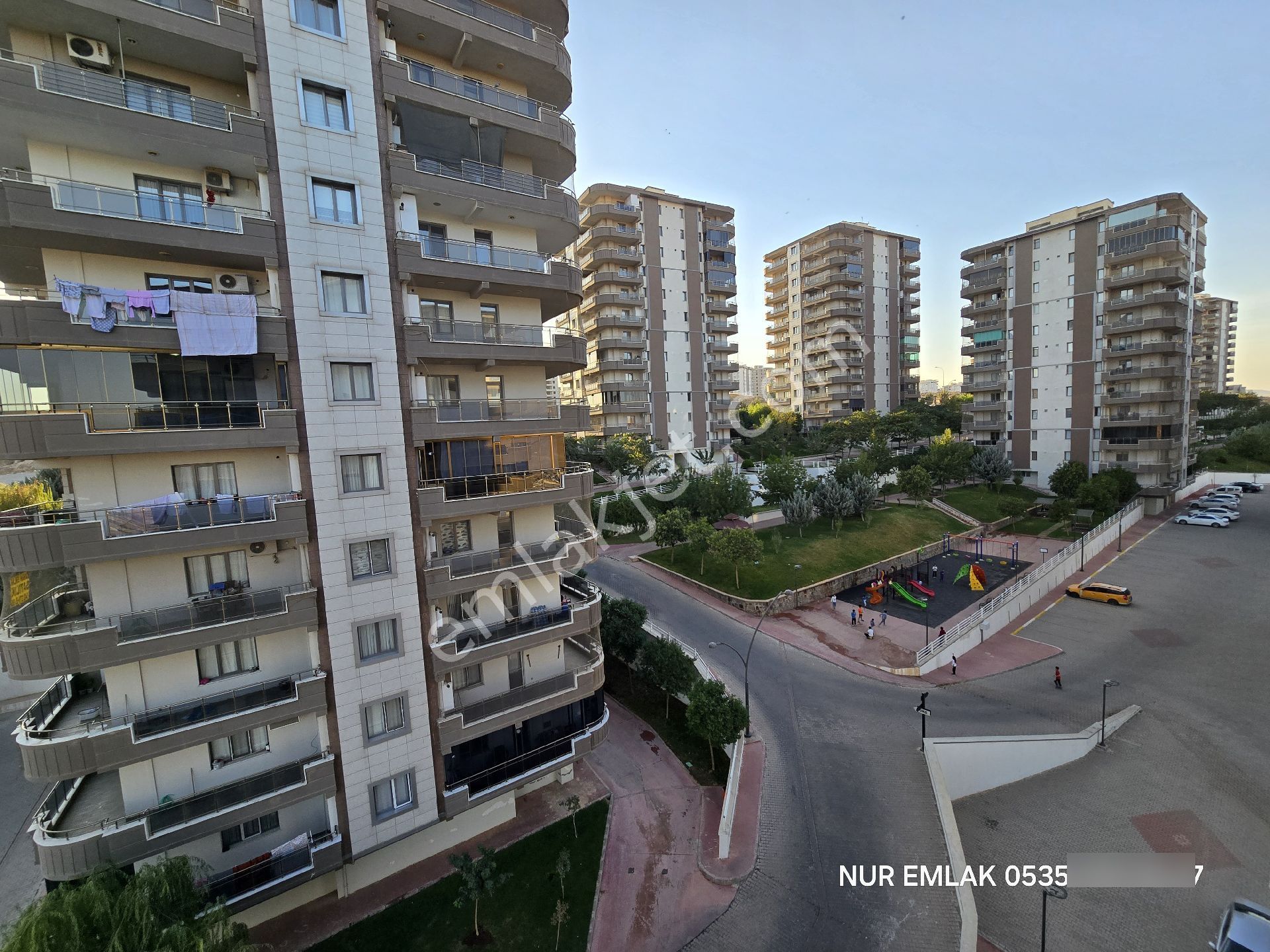 Ay Yapı Sitesinde 4+1 Geniş Peyzaj Alanlı Lüx Daire **nur Emlak*