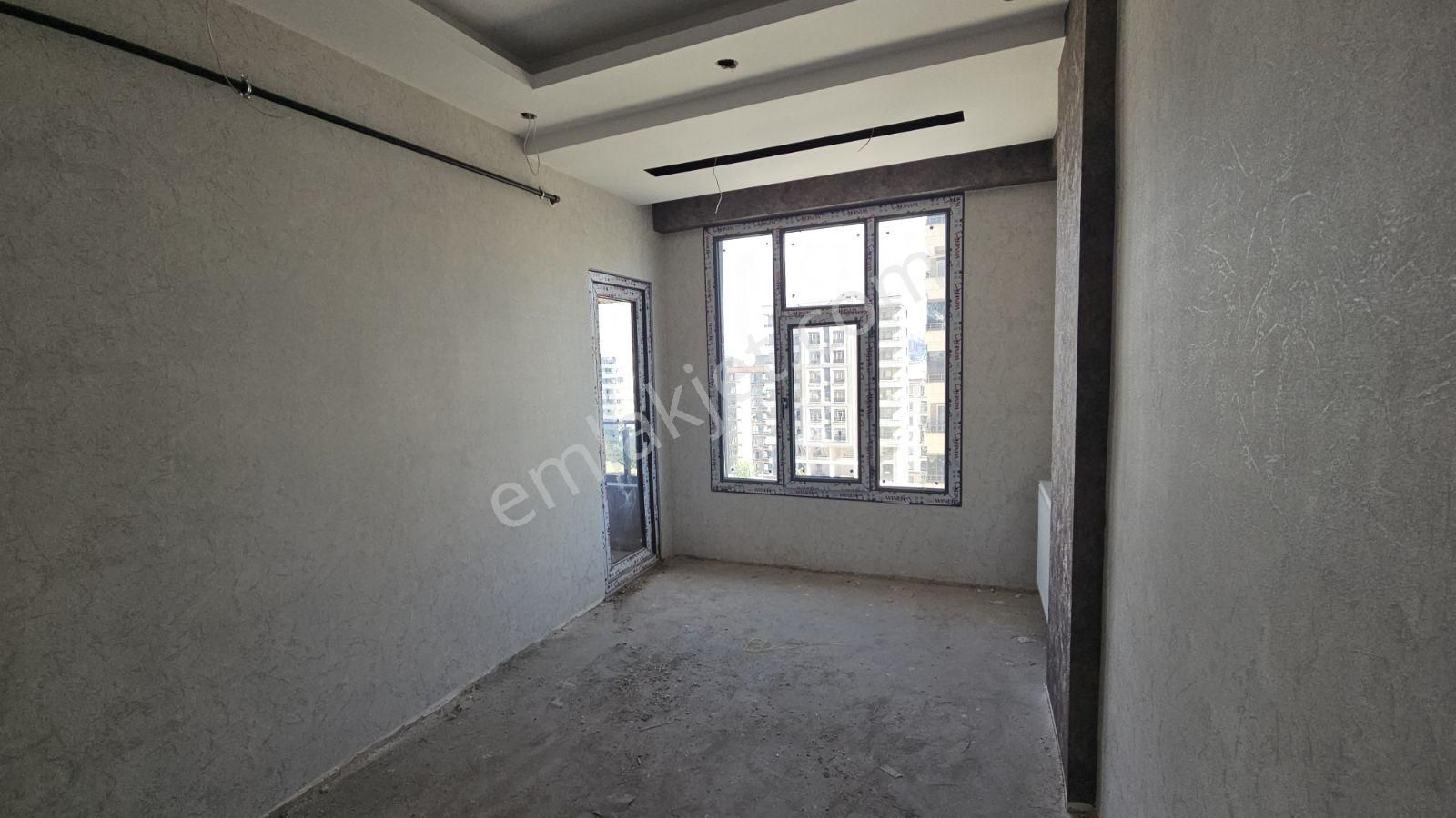 Ulaş Emlaktan 2+1 Amerikan Mutfaklı Sıfır Daireler - Görsel 15