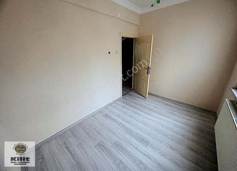 Kilit Emlak'tan Hacıyusuf'ta 3+1 Eşyasız Kiralık Daire - Görsel 10