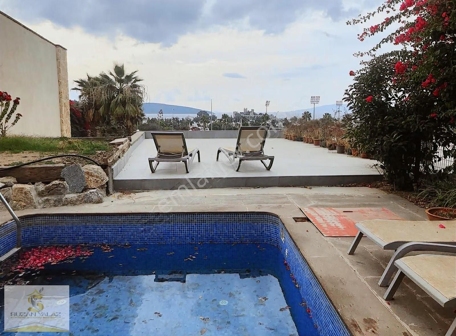 Bodrum Merkez Kale Ve Deniz Manzaralı Kiralık 2+1 Dublex Villa - Görsel 19