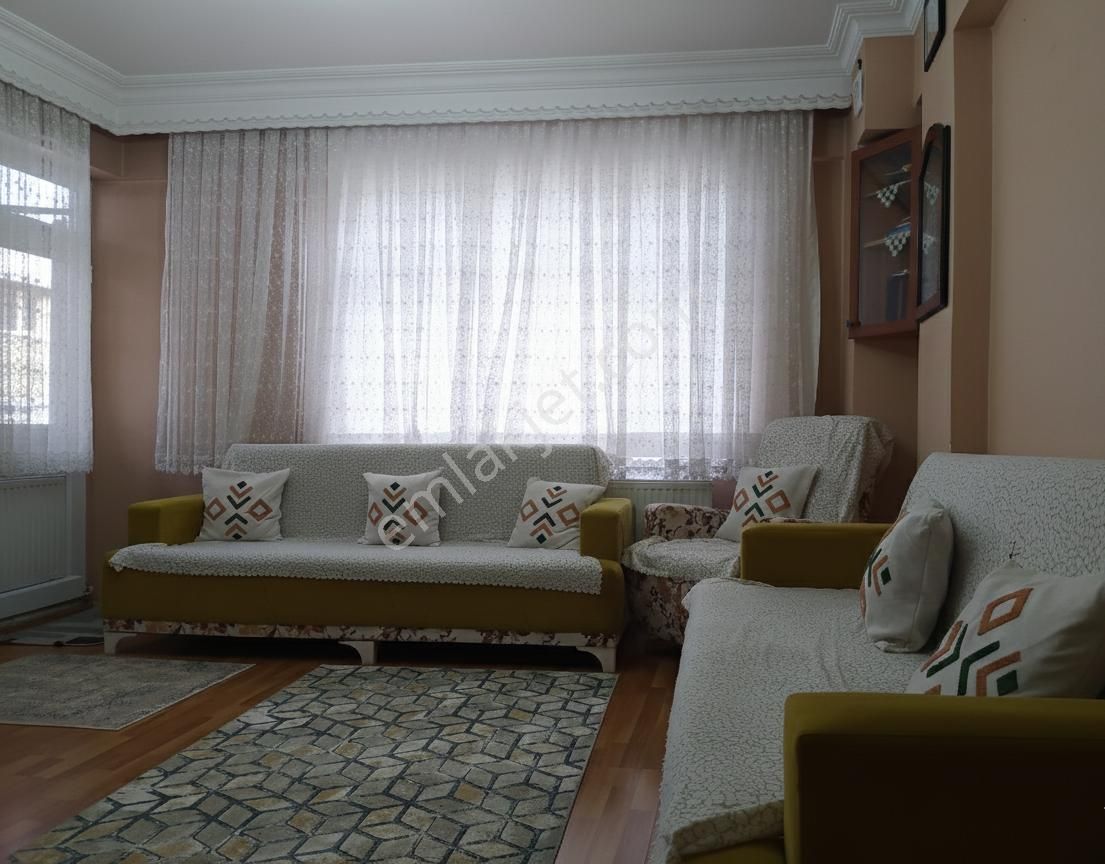 Gaziosmanpaşa Barbaros Hayrettın Paşa 3+1 120 m²