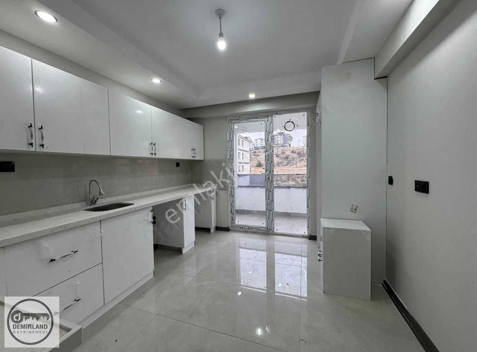 Demirland'dan Kiralık Zafertepe'de Sıfır Lüks 2+1 Daire - Görsel 10