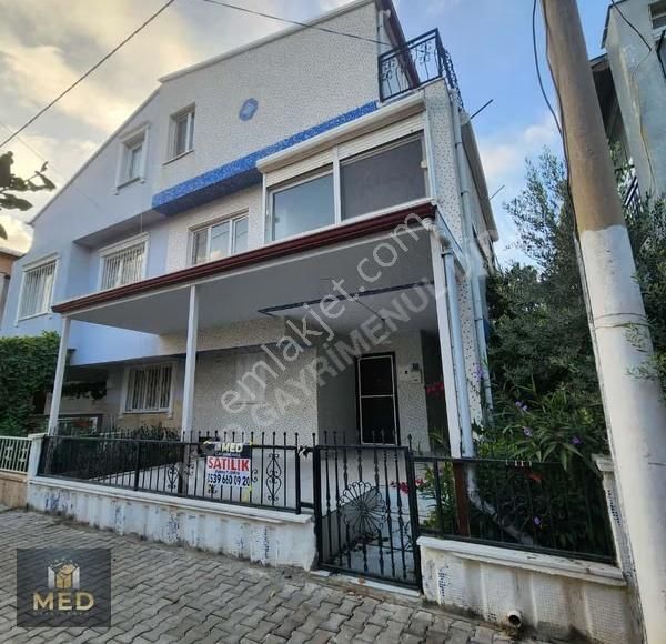Didim Merkezde Masrafsız 6+1 Çok Geniş Villa