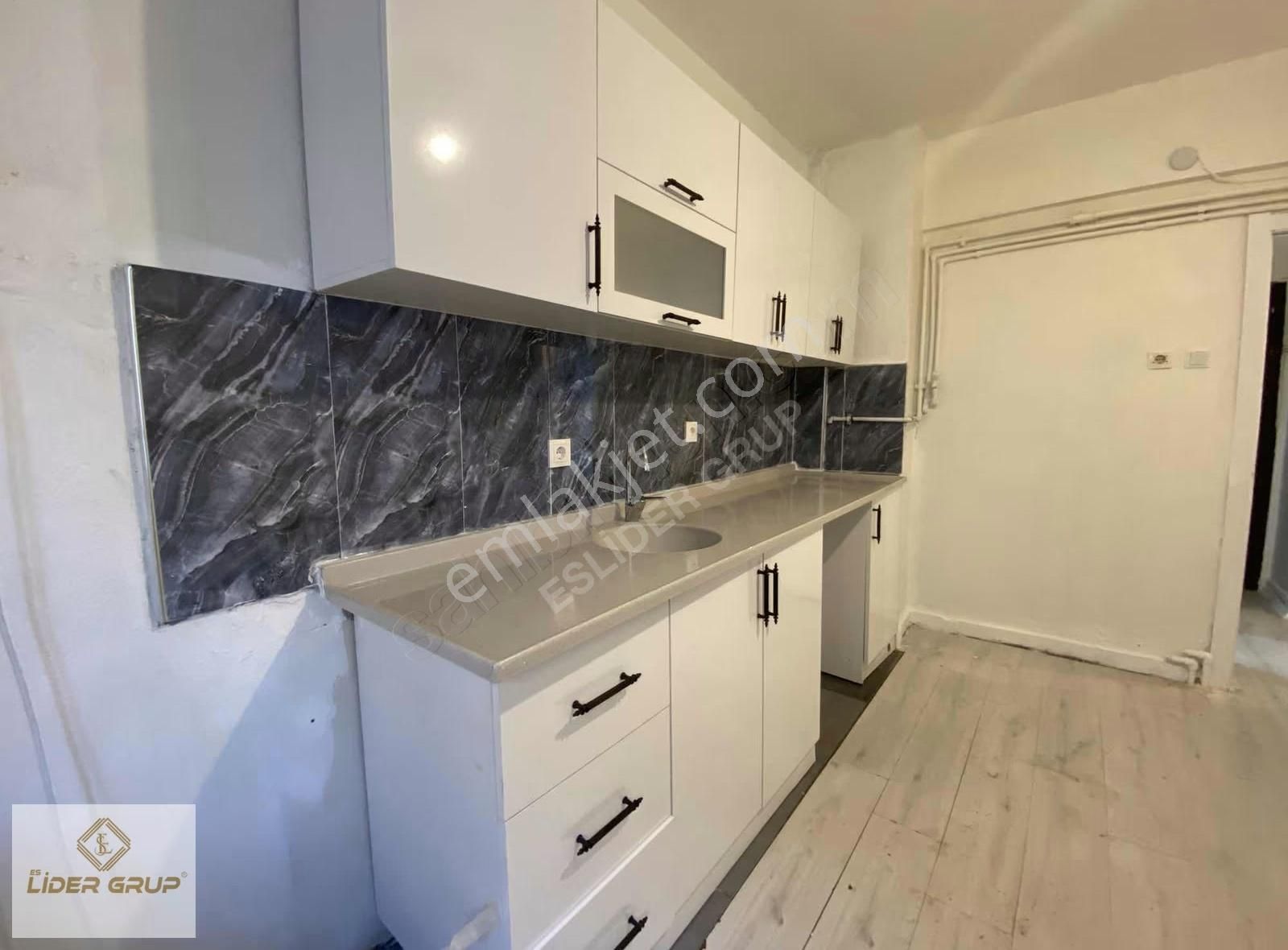 [eslider] Ertaş Cd Yakını Kiralık Arakat 3+1 - Görsel 19