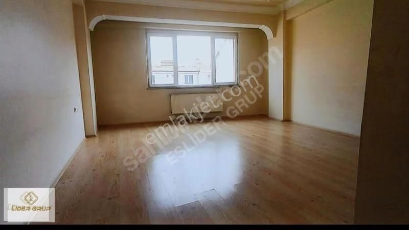 Eslidee Emlaktan Batıkentde Kiralık 2+1 - Görsel 3