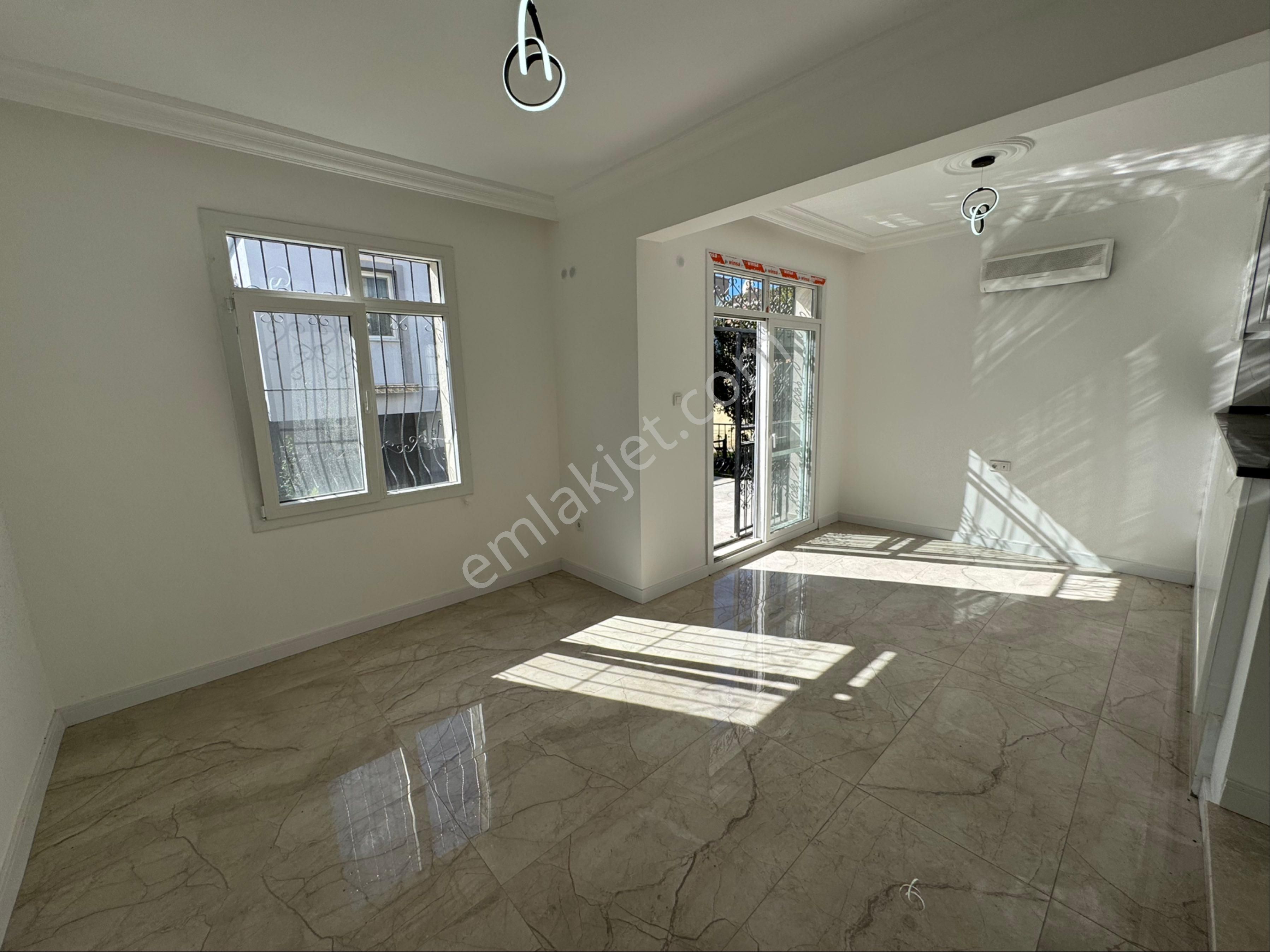 Views Emlak’tan Kuşadası K.denizinde Plaja 600 Mt Komple Yenilenmiş 3+1 Villa - Görsel 6