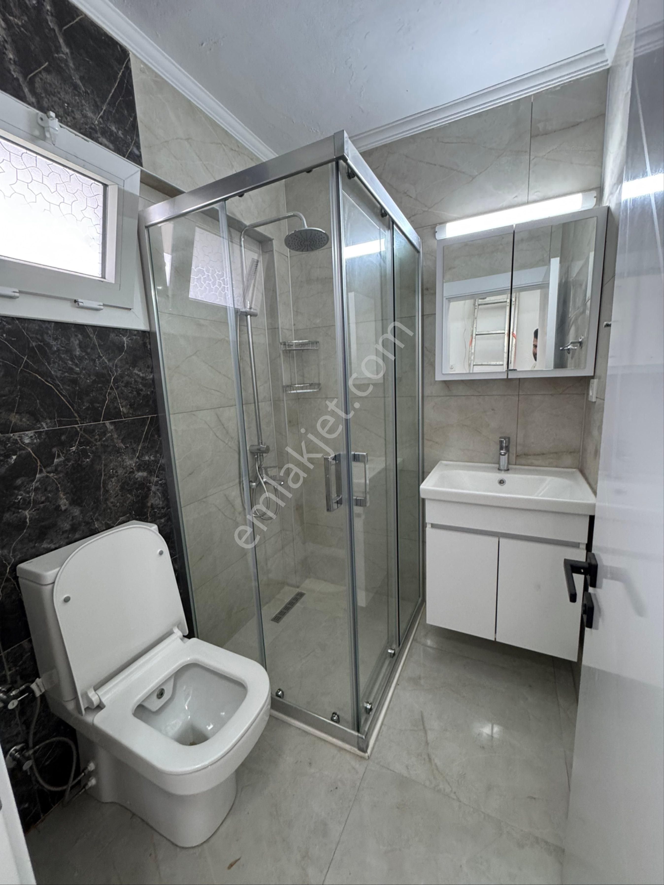 Views Emlak’tan Kuşadası K.denizinde Plaja 600 Mt Komple Yenilenmiş 3+1 Villa - Görsel 23