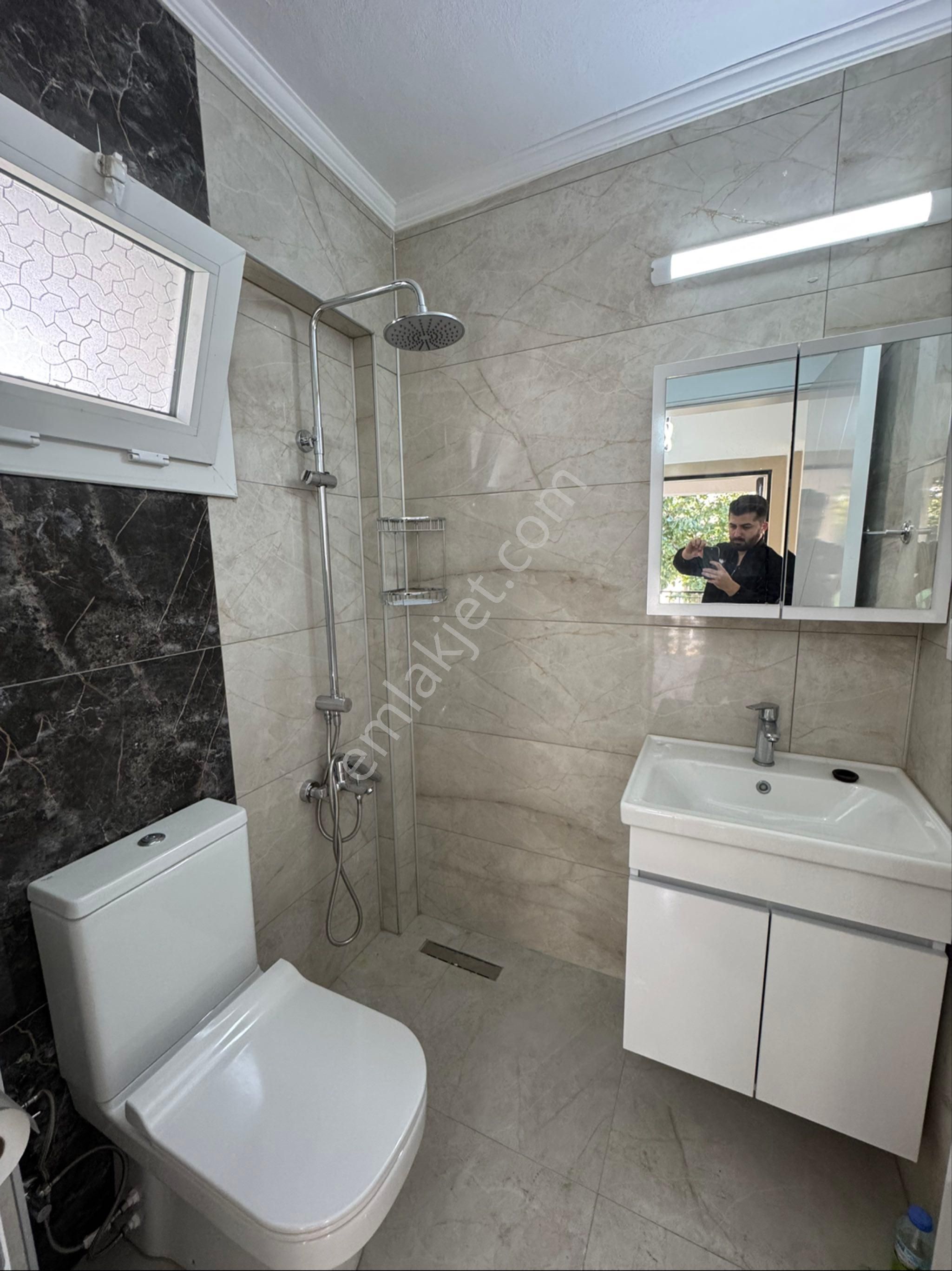 Views Emlak’tan Kuşadası K.denizinde Plaja 600 Mt Komple Yenilenmiş 3+1 Villa - Görsel 7