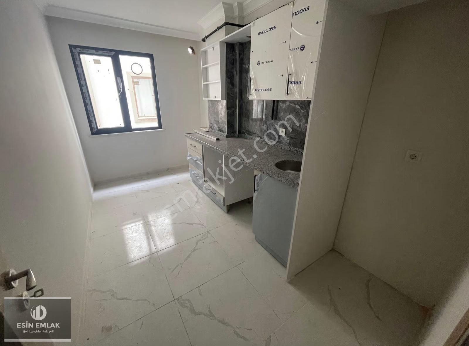 Kelepir!!!yalı Mah'de Metroya Yakın Sıfır Geniş 3+1 Daire - Görsel 9