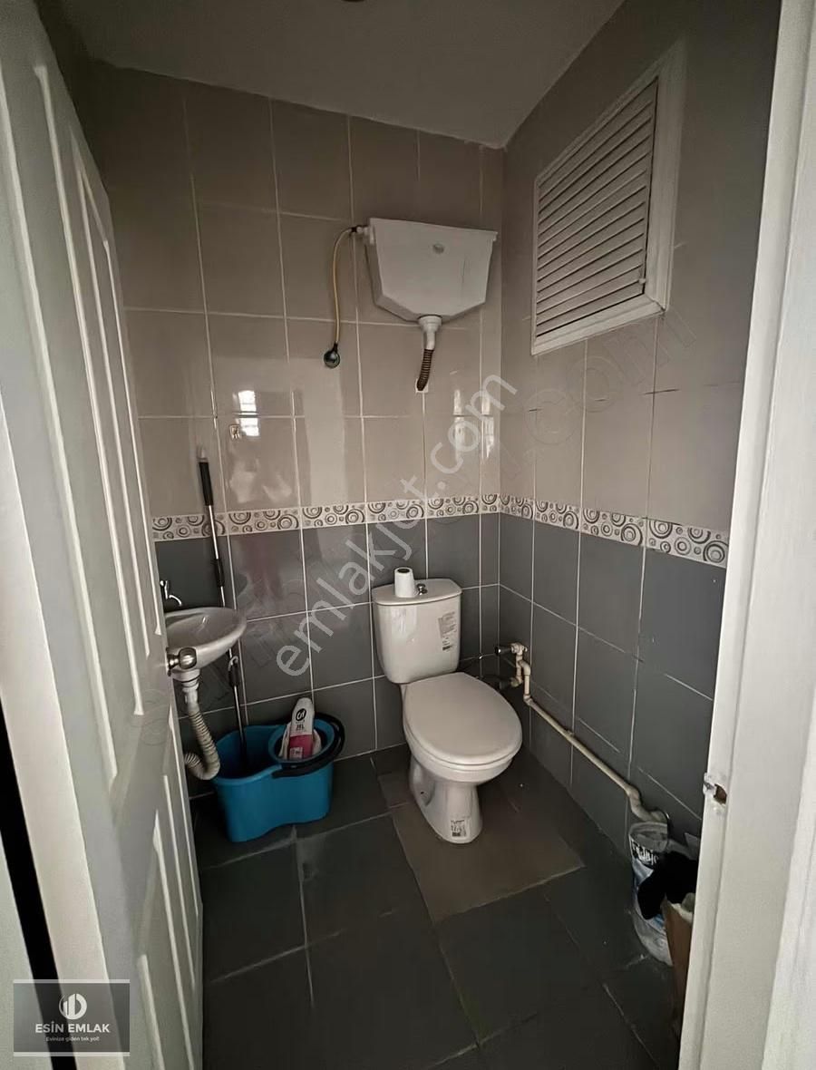 Güzelyalı Mah Ferah Geniş M2'li Balkonlu E'5'e Yakın 3+1 Daire - Görsel 3