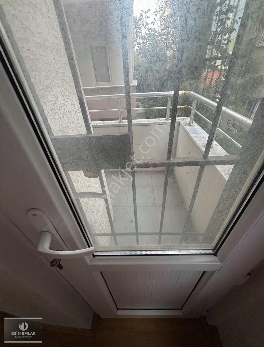 Güzelyalı Mah Ferah Geniş M2'li Balkonlu E'5'e Yakın 3+1 Daire - Görsel 8