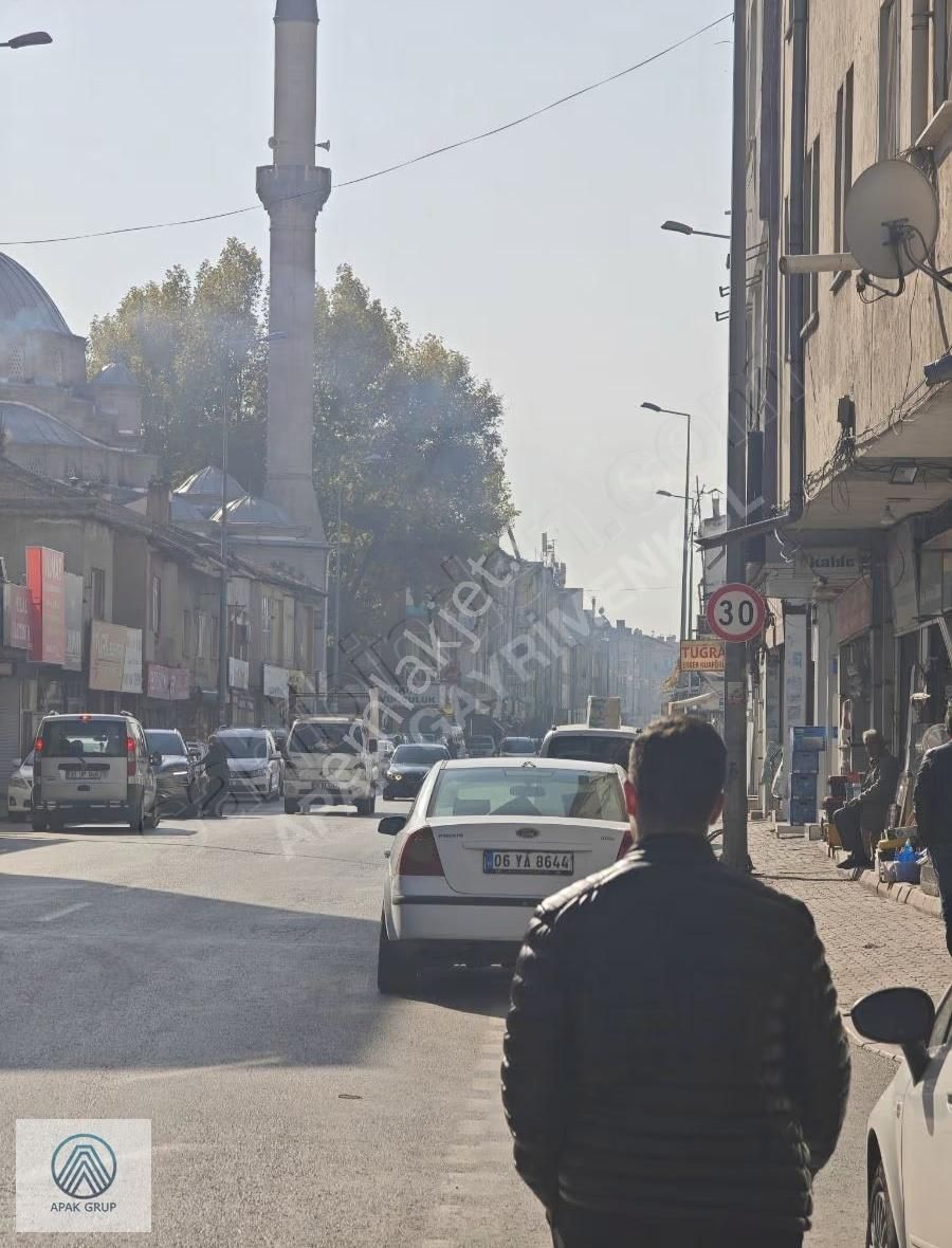 ** Argıncık Yavuzselim Caddesi