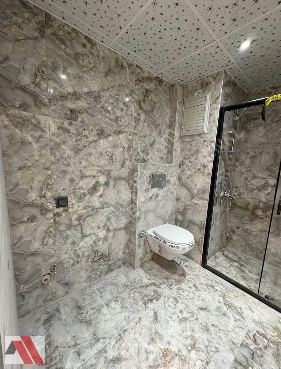 Sümbüller'den Üniversite Yakını Cadde Üstü Y. Isıtmalı 2+0 Daire - Görsel 5