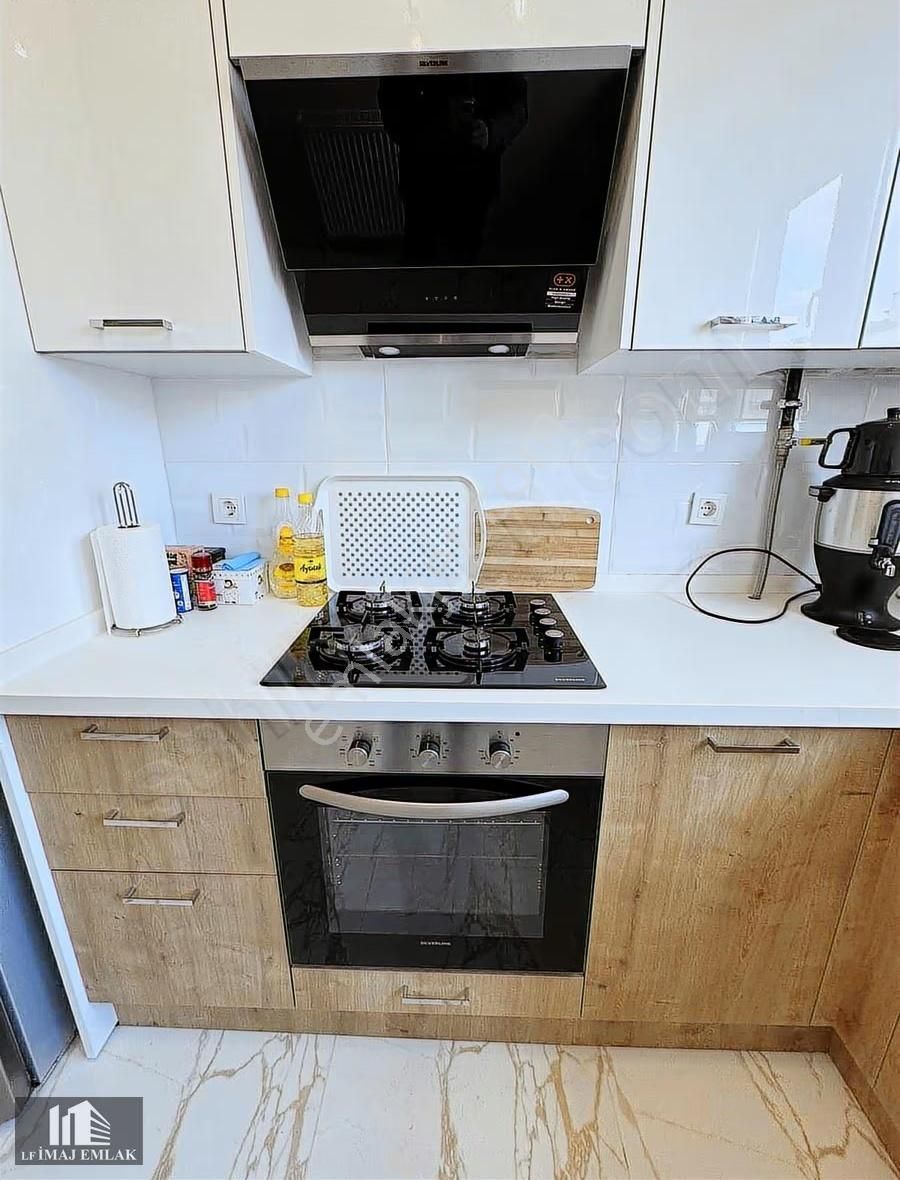 Çatalçeşmede 3+1 Caddeye 2.bina Deniz Manzaralı Full Mobilyalı - Görsel 25