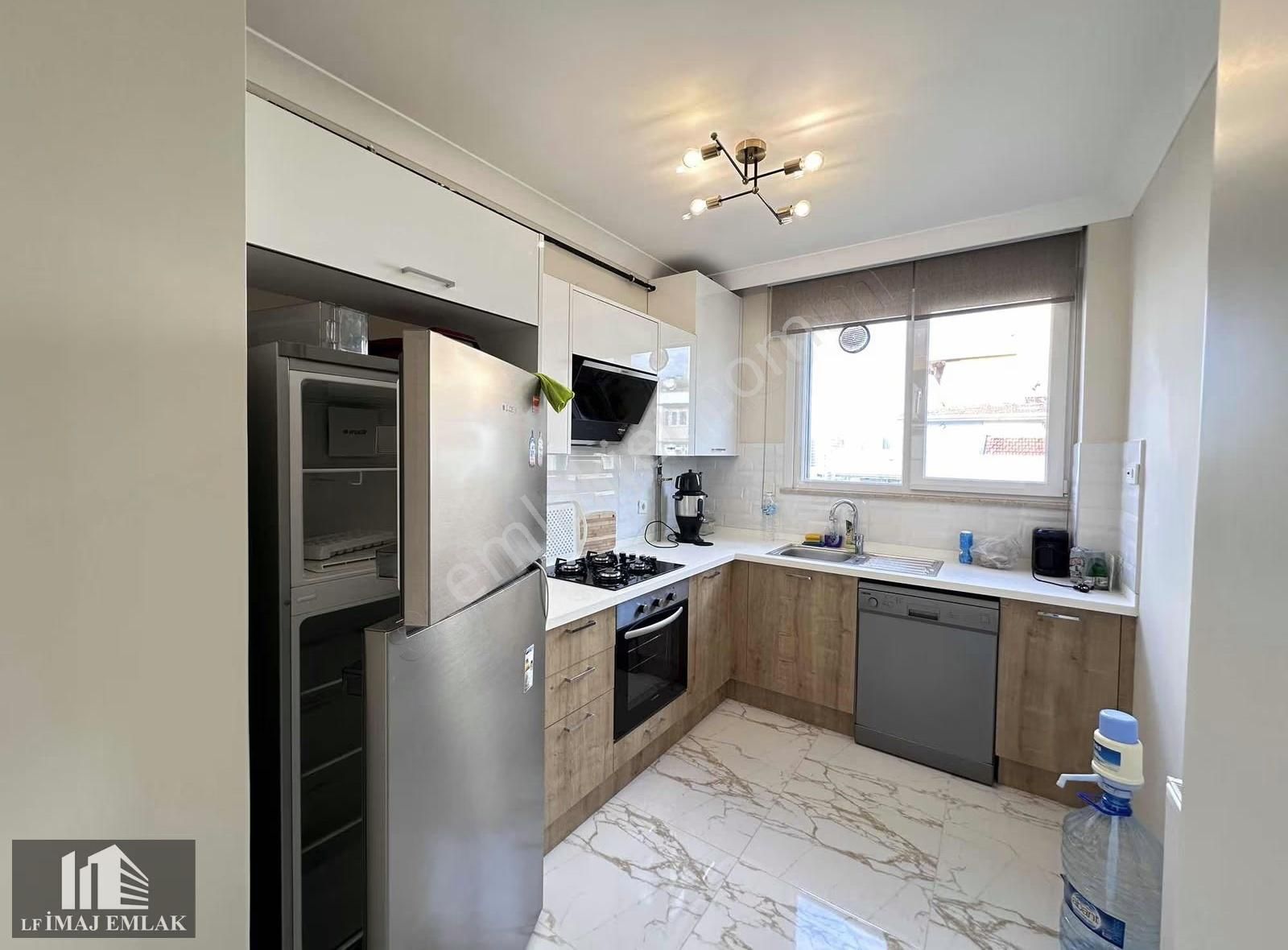 Çatalçeşmede 3+1 Caddeye 2.bina Deniz Manzaralı Full Mobilyalı - Görsel 16