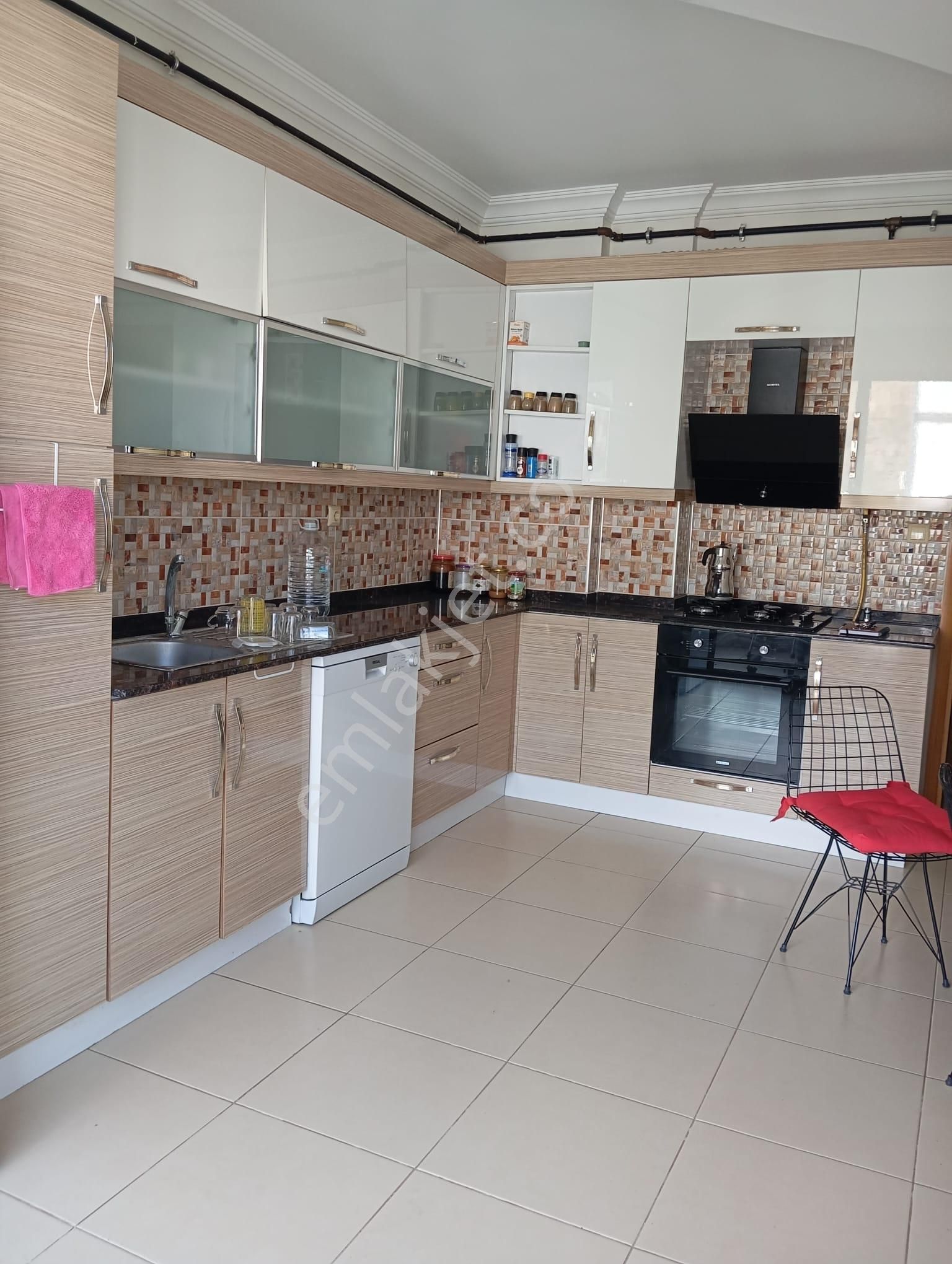 Çigli Harmandalı Gazi Mustafa Kemal Atatürk Mah Satılık 3+1 130 M2 Ferah Doğalgazlı Daire - Görsel 2